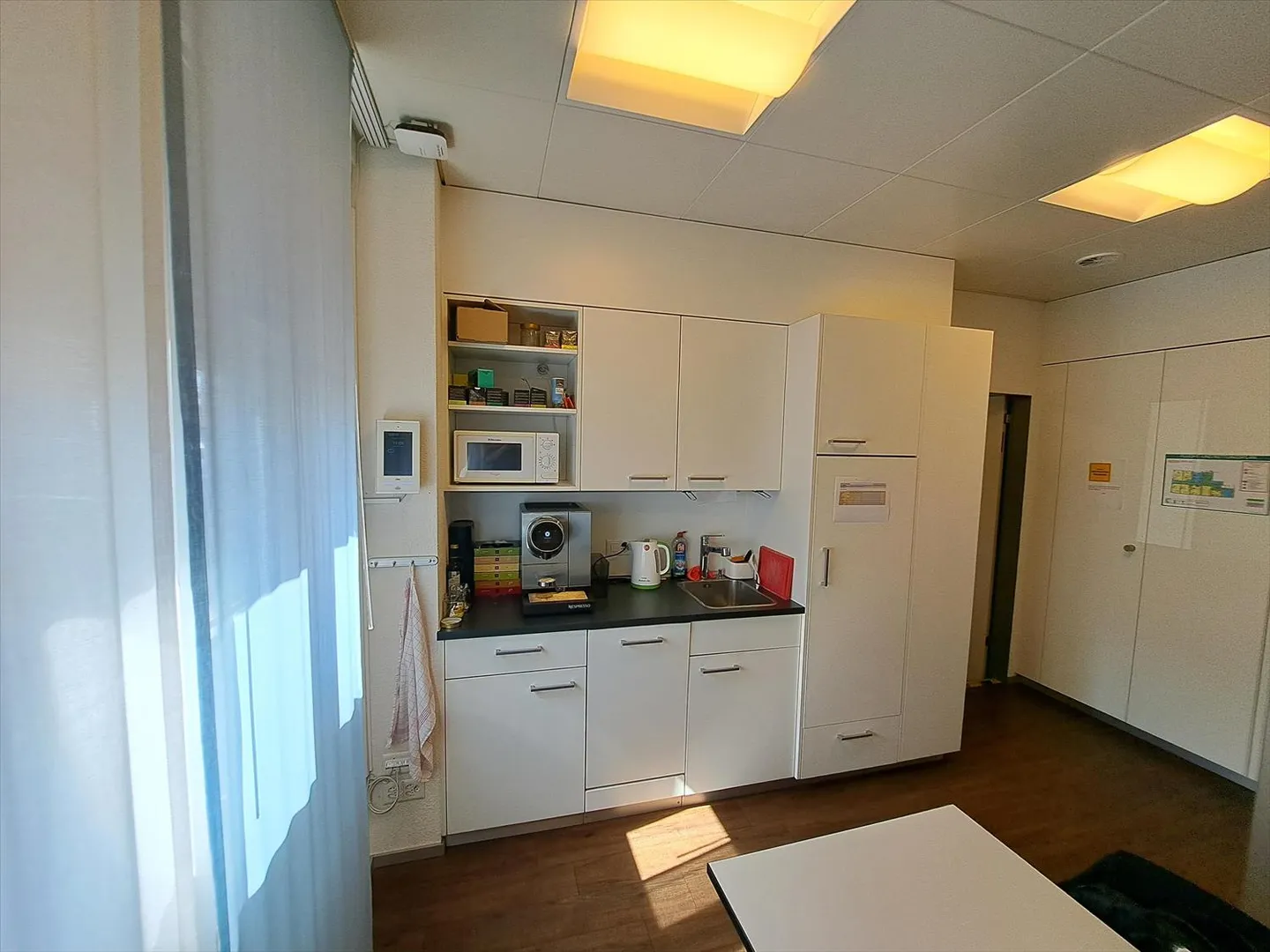 Pratica attraente nel cuore di Biel - Foto 3 di 9