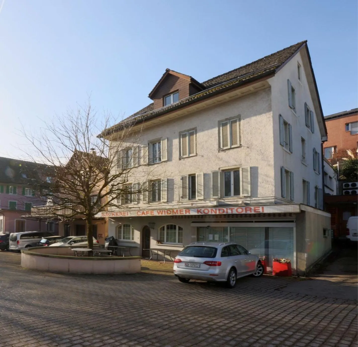 Historic Multi-Family House (1850) - Very Good Location at the Train Station, 3 Apartments & Shop/Cafe - Photo 1 of 1
