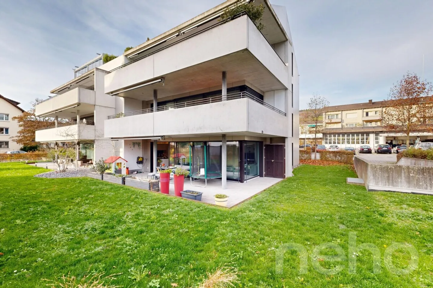 Moderne Gartenwohnung in Oberweningen - Foto 2 von 9