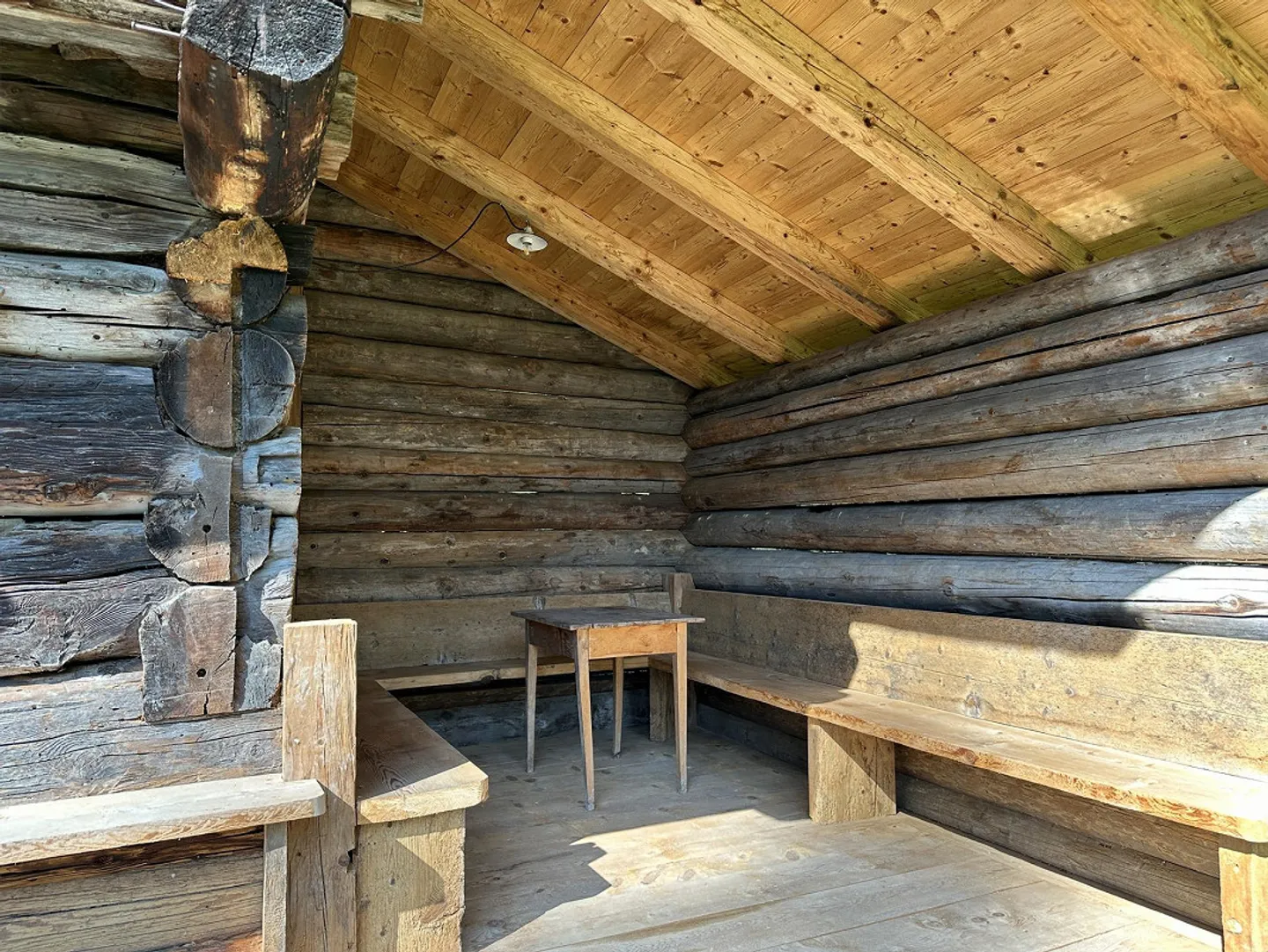 Rustikales Chalet mit Traumhaftem Blick - Foto 5 von 11