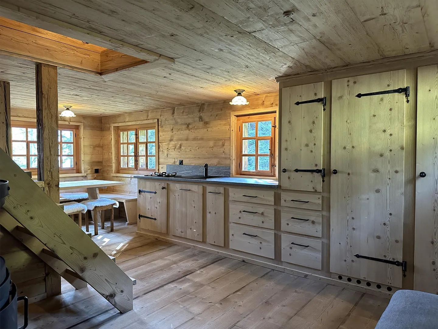 Rustikales Chalet mit Traumhaftem Blick - Foto 2 von 11