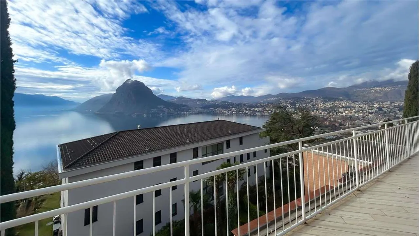 3,5 locali soleggiato con vista lago - Foto 2 di 9