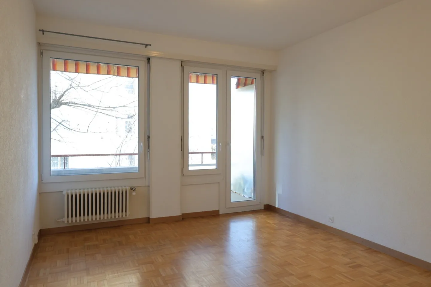 Large 2.5 rooms with balcony, EXCLUSIVITY - Photo 3 of 11