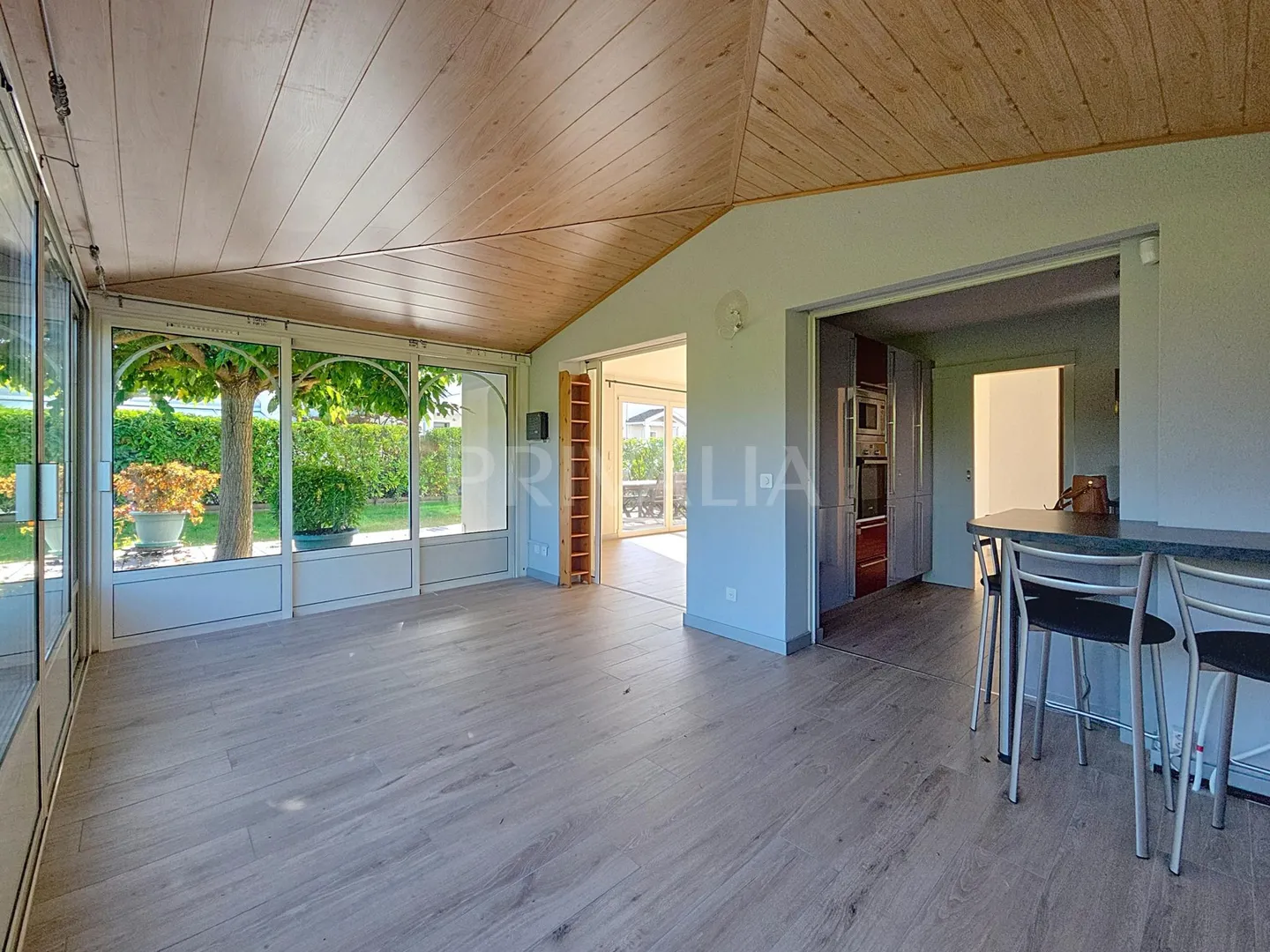 Charming Semi-Detached House - Photo 4 of 11
