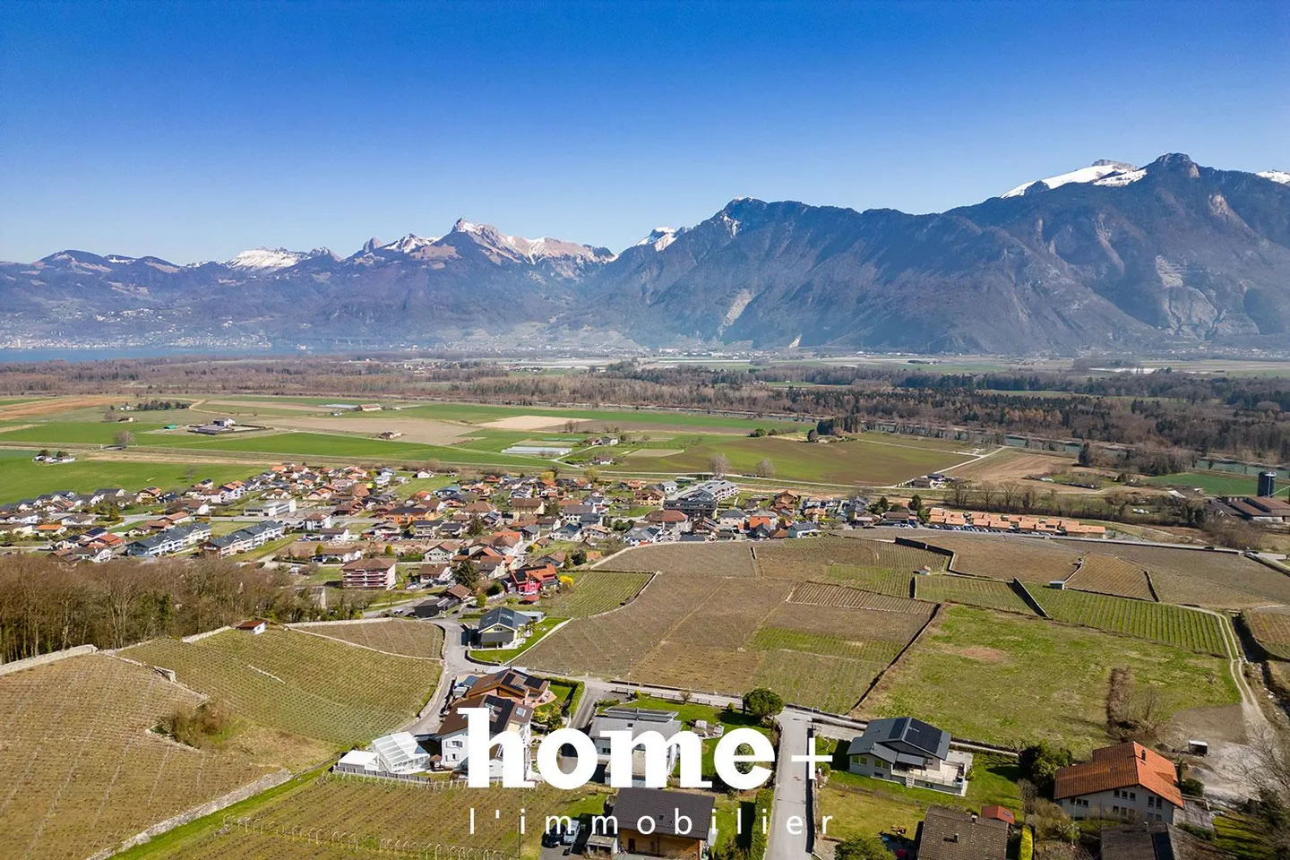 Magnifica villa nuova di 5,5 locali a 3 km dal lago - Foto 5 di 9