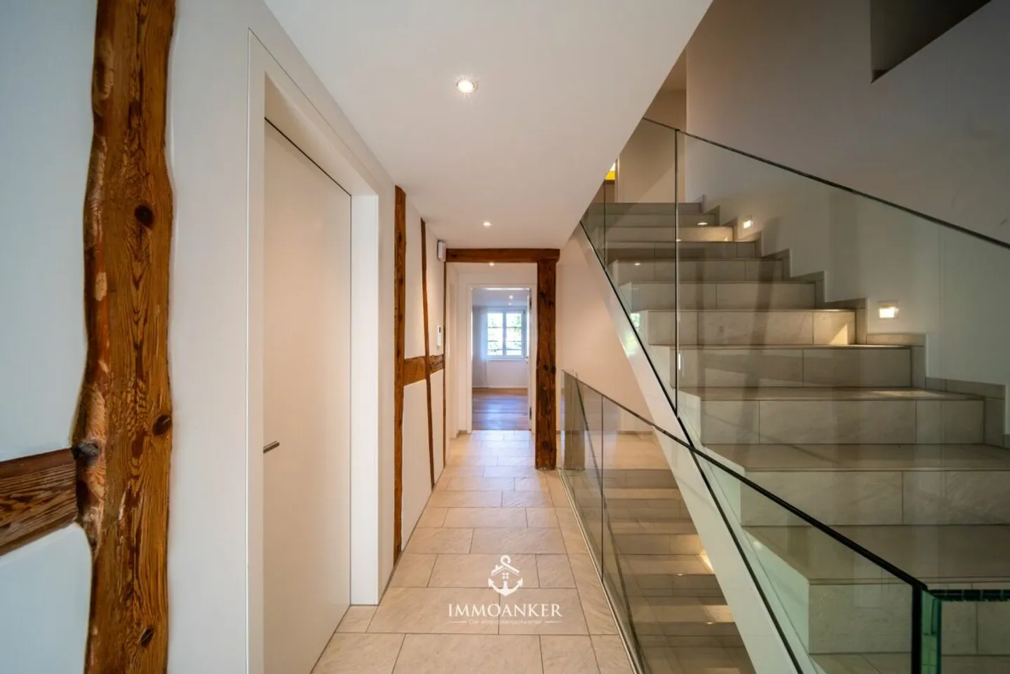 Row house for sale - Photo 7 of 13