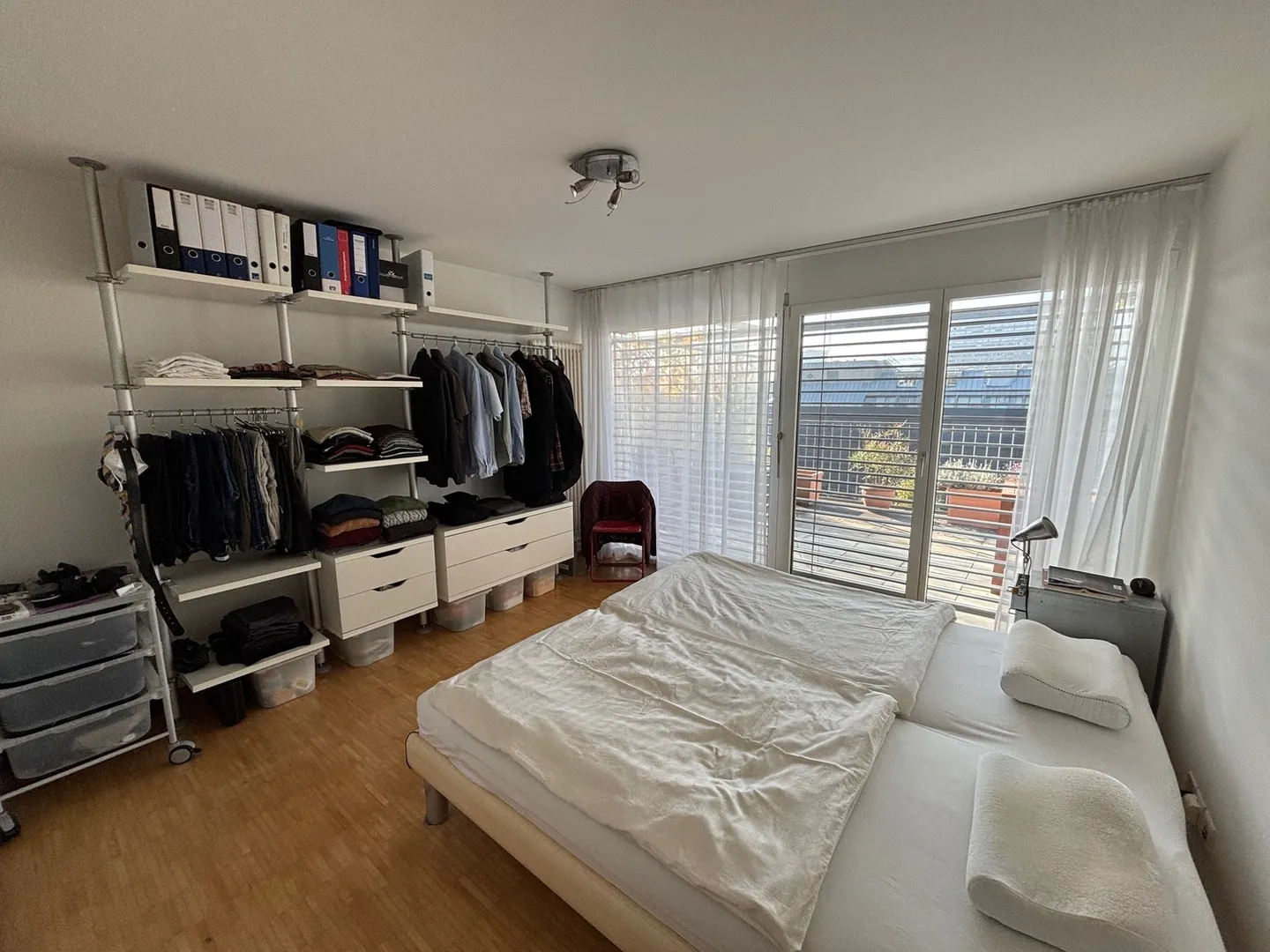 Apartment for rent - Photo 5 of 9