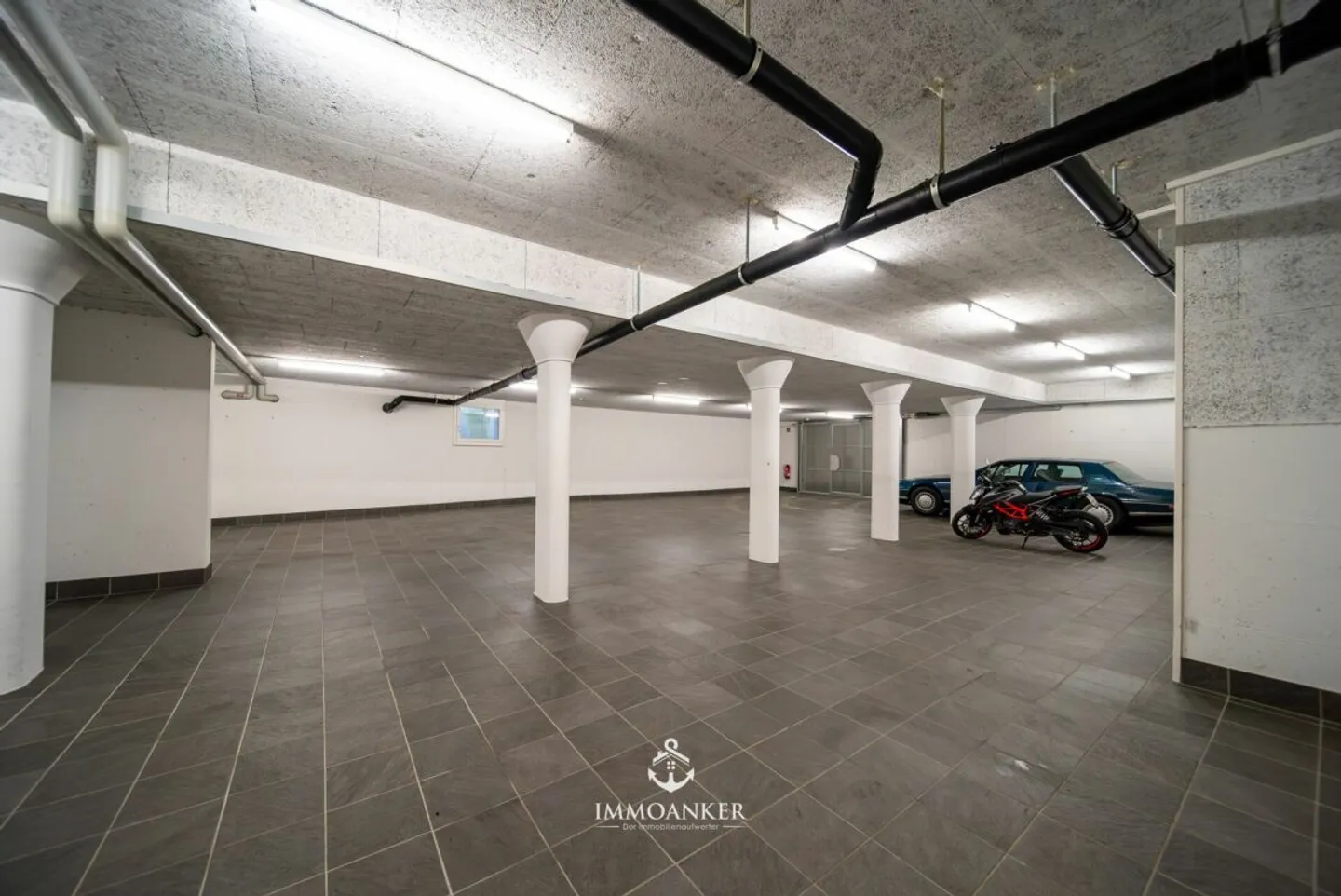 Row house for sale - Photo 12 of 13