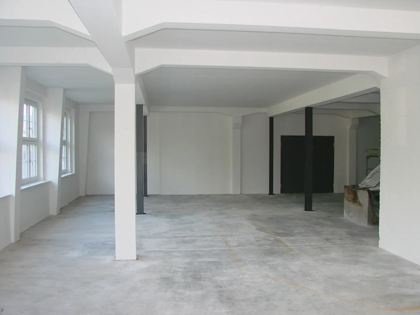 Charming Workspace - Photo 3 of 9