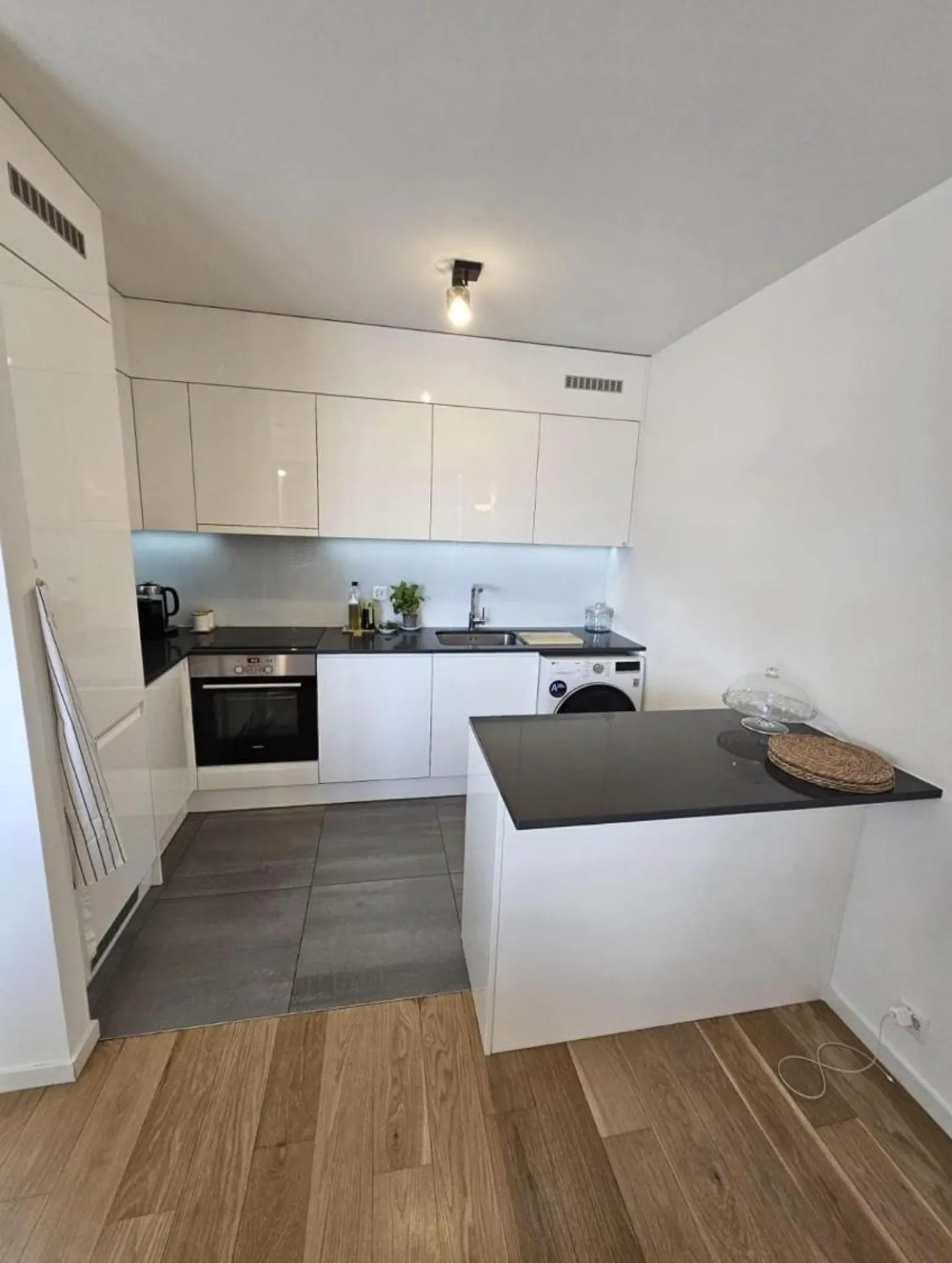 Appartement moderne 3.5 pièces - Photo 3 sur 10