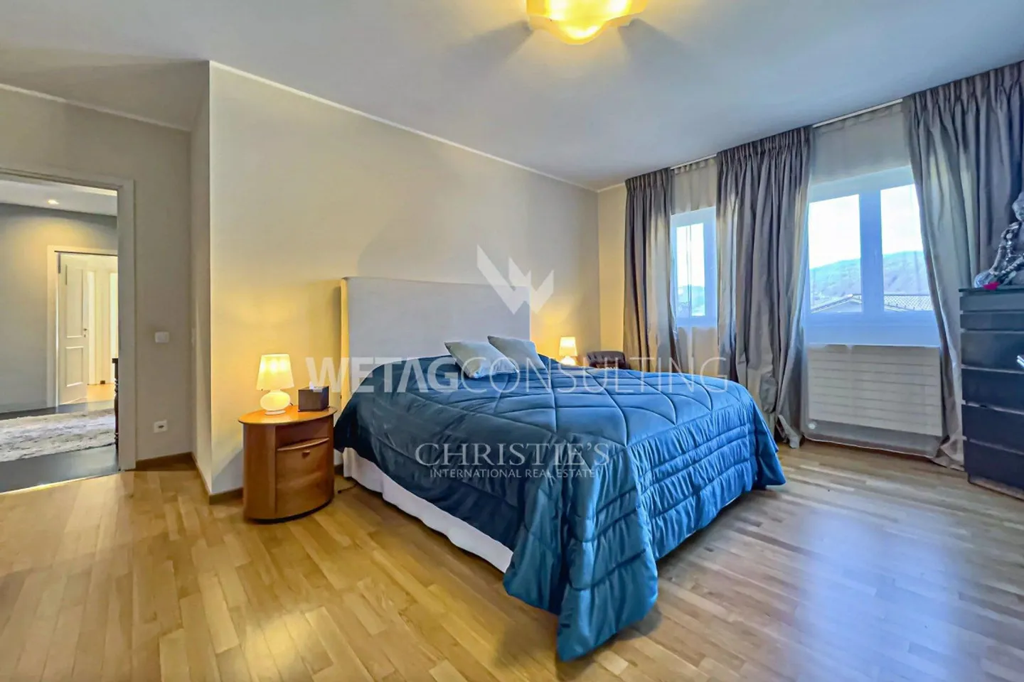 Lugano-Comano: elegante villa con grande giardino e vista panoramica a... - Foto 6 di 13