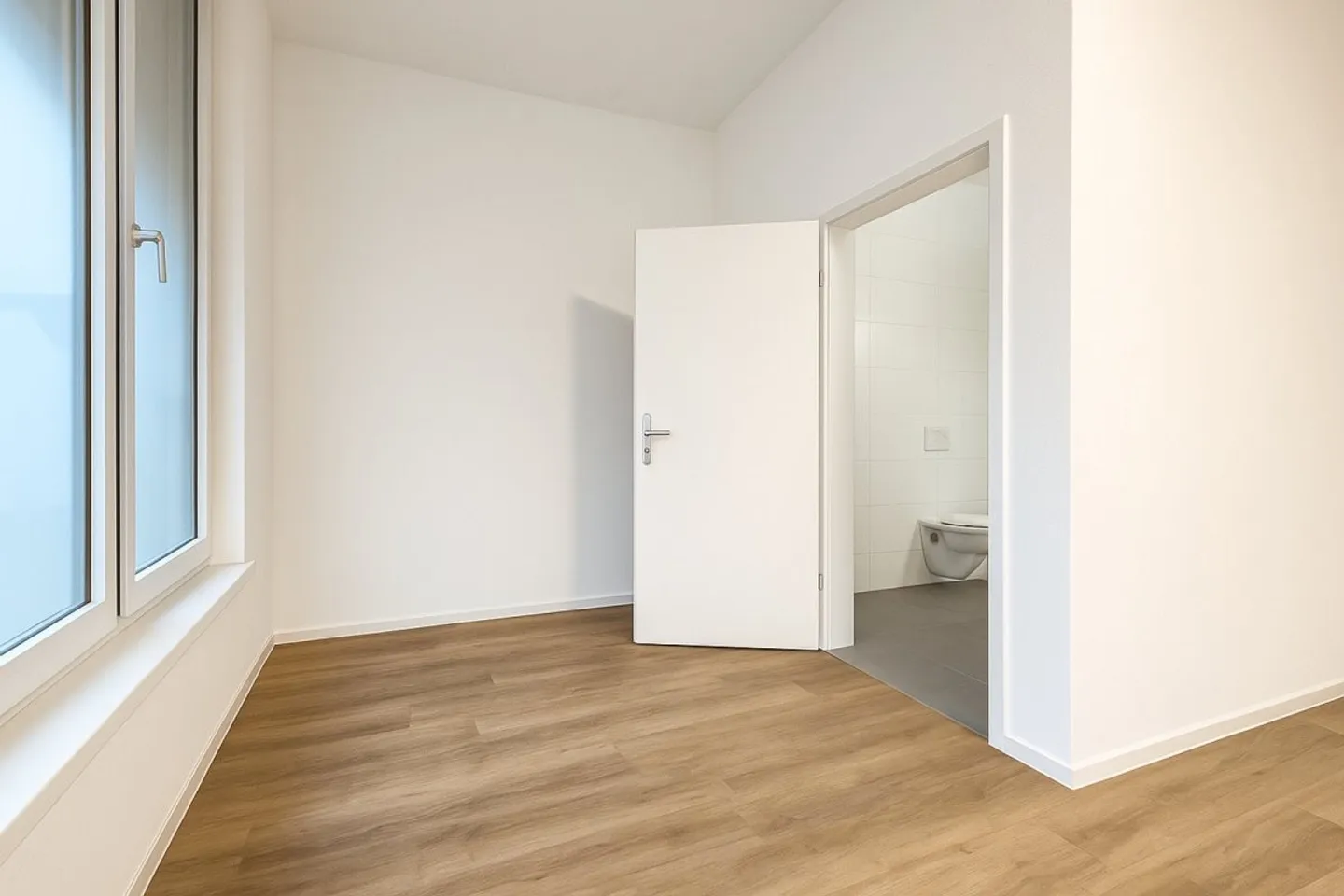 Representative Office in Prime Location - Weltpoststrasse 3E (Region Bern) - Photo 10 of 11