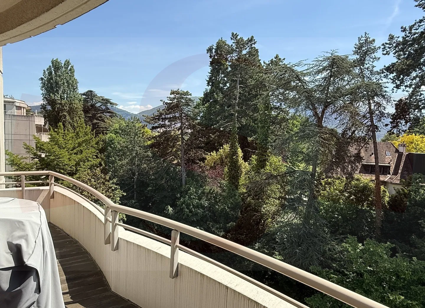 Exquisites Apartment in Florissant - Foto 6 von 7