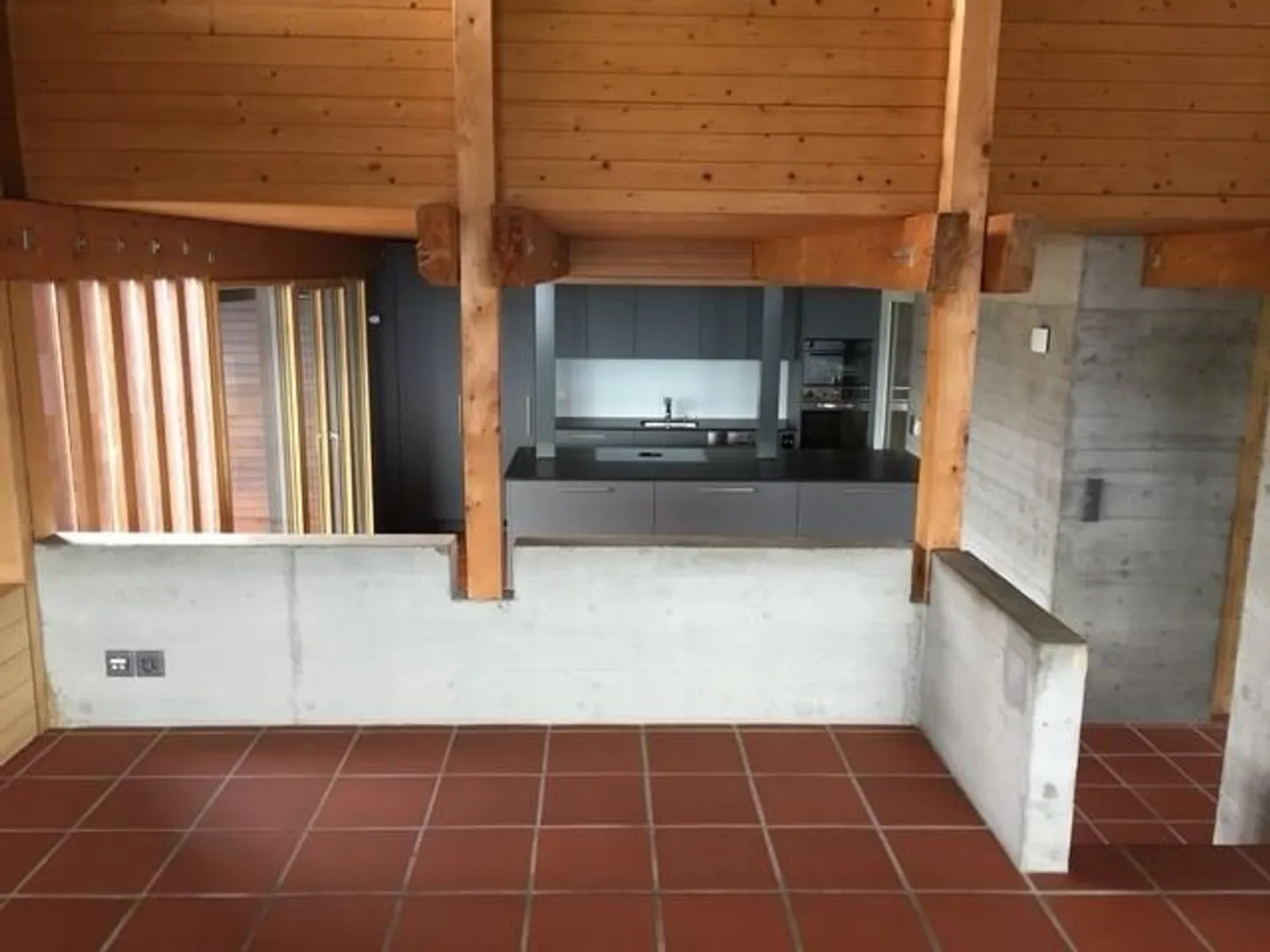 Casa unifamiliare di 5 stanze - Foto 4 di 18