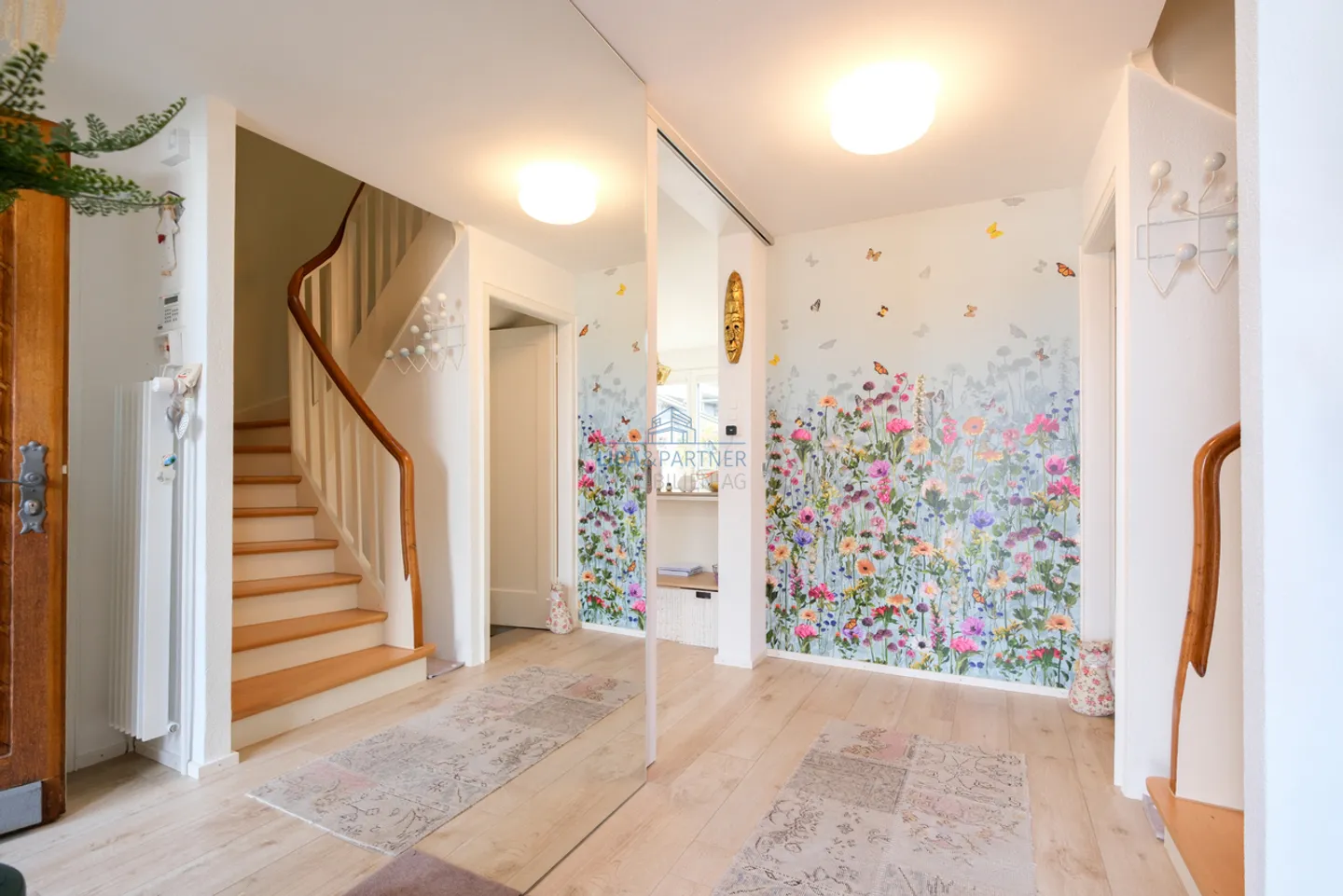 Charmantes Doppelhaus mit Terrasse - Foto 6 von 15