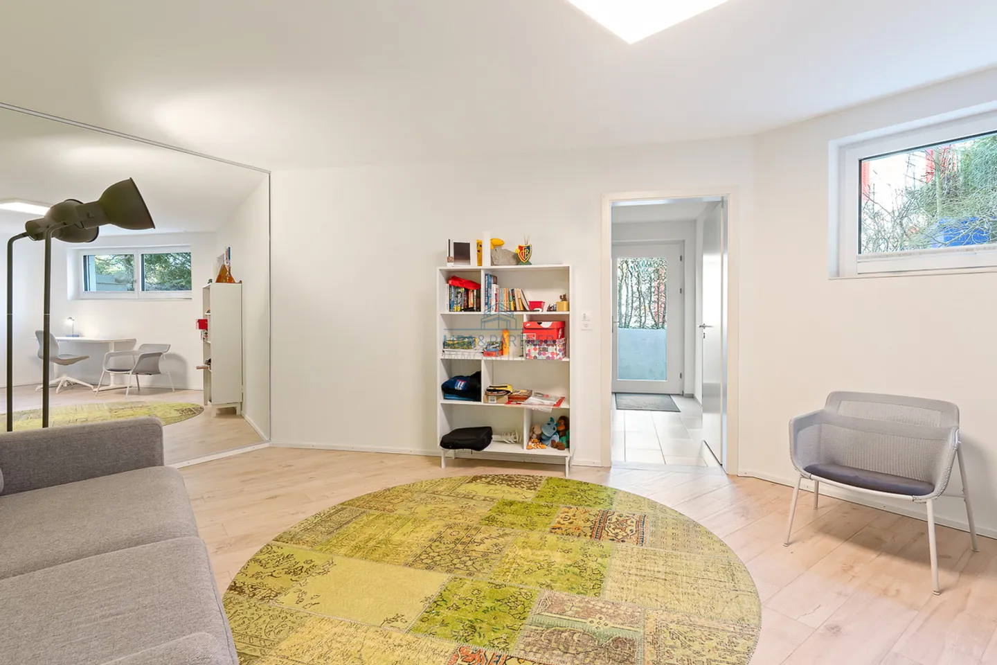 Charmantes Doppelhaus mit Terrasse - Foto 13 von 15