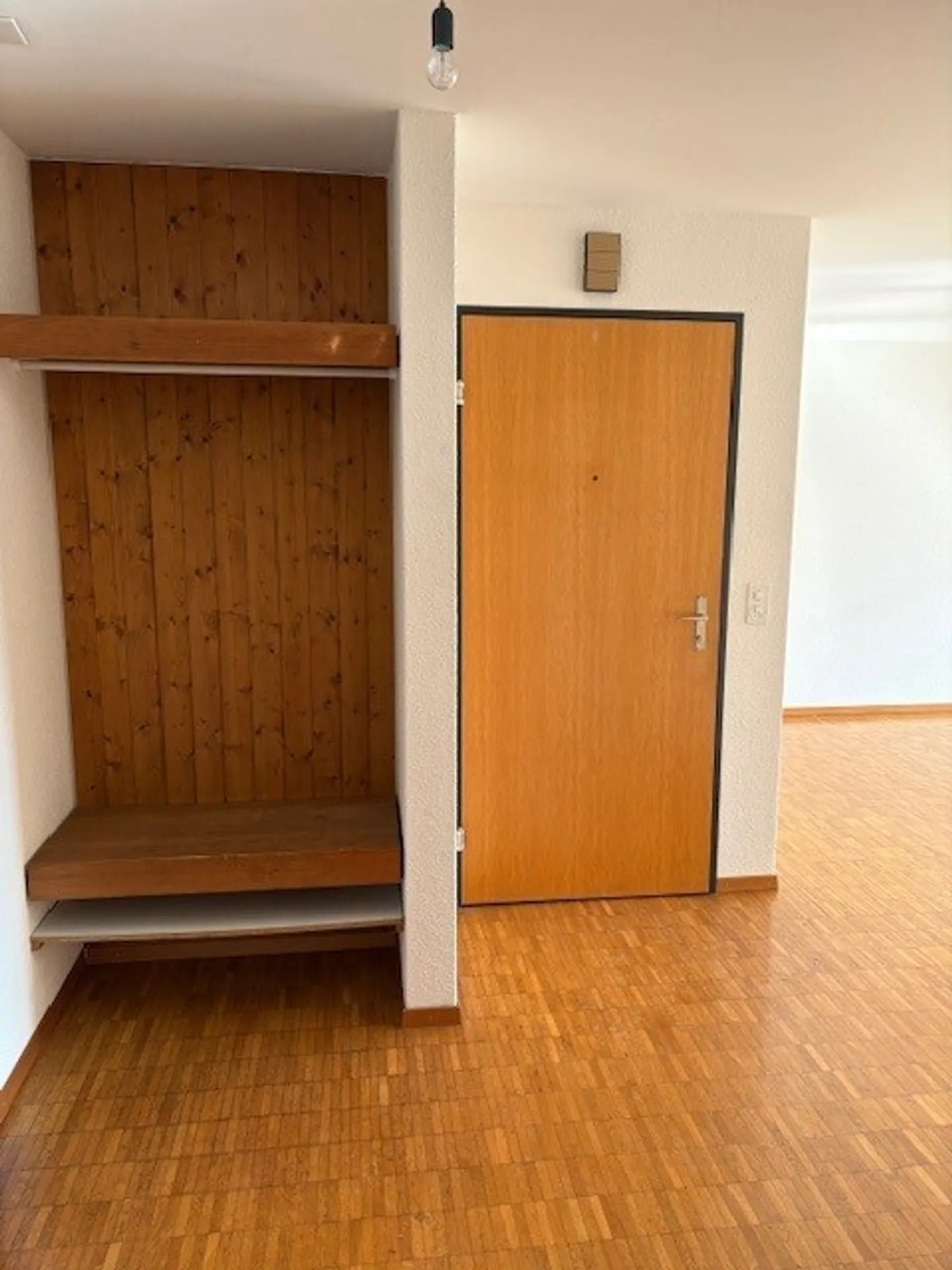 Spacious 2.5 Rooms - 62m2 - Photo 3 of 13