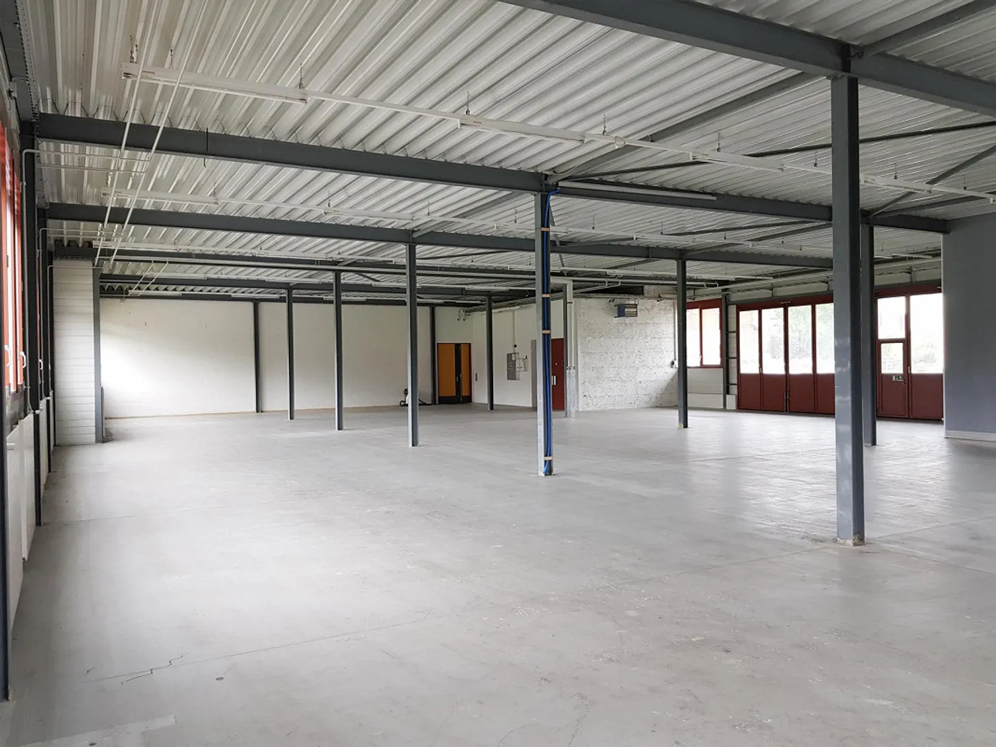 Spazio commerciale attraente in posizione ottimale cerca nuovo inquilino - Foto 1 di 11