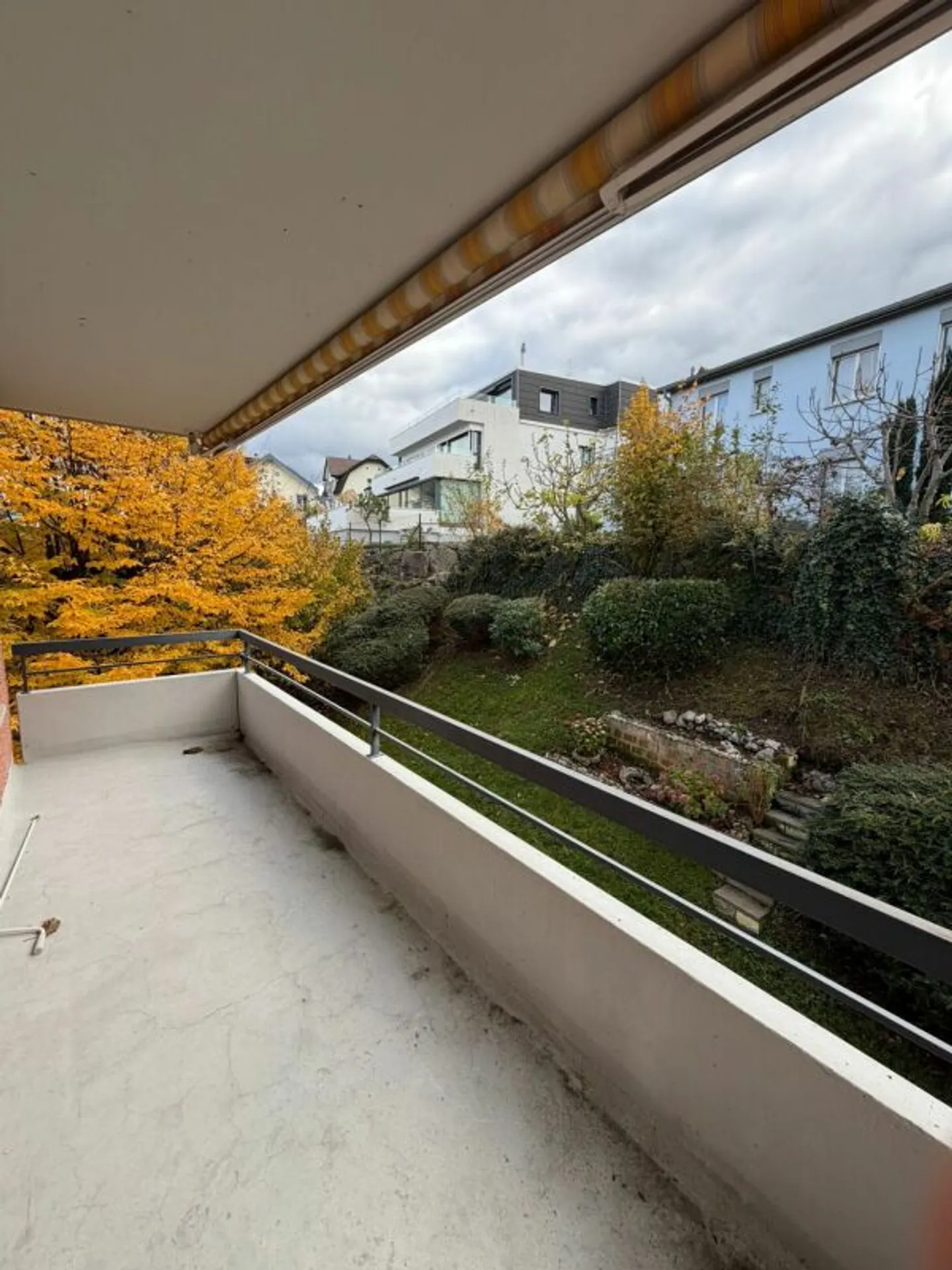 Apartment for rent - Photo 3 of 6