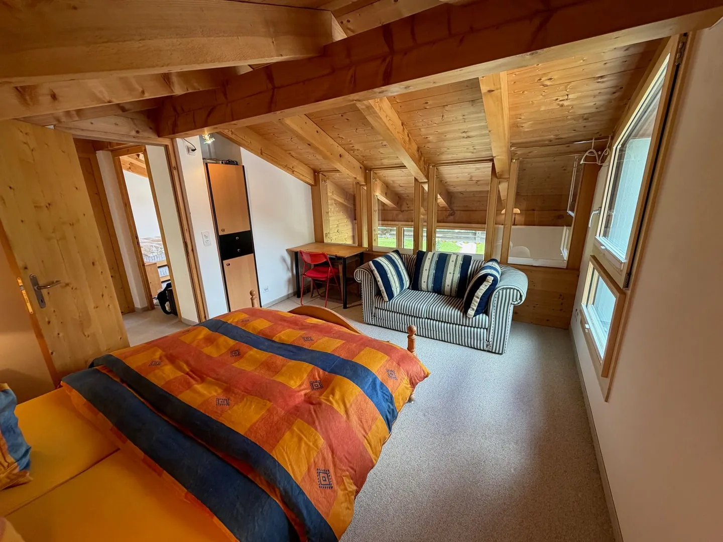 Charmante 3.5-Zimmer-Maisonette-Wohnung mit Panoramablick in Flims Dorf - Photo 13 sur 22