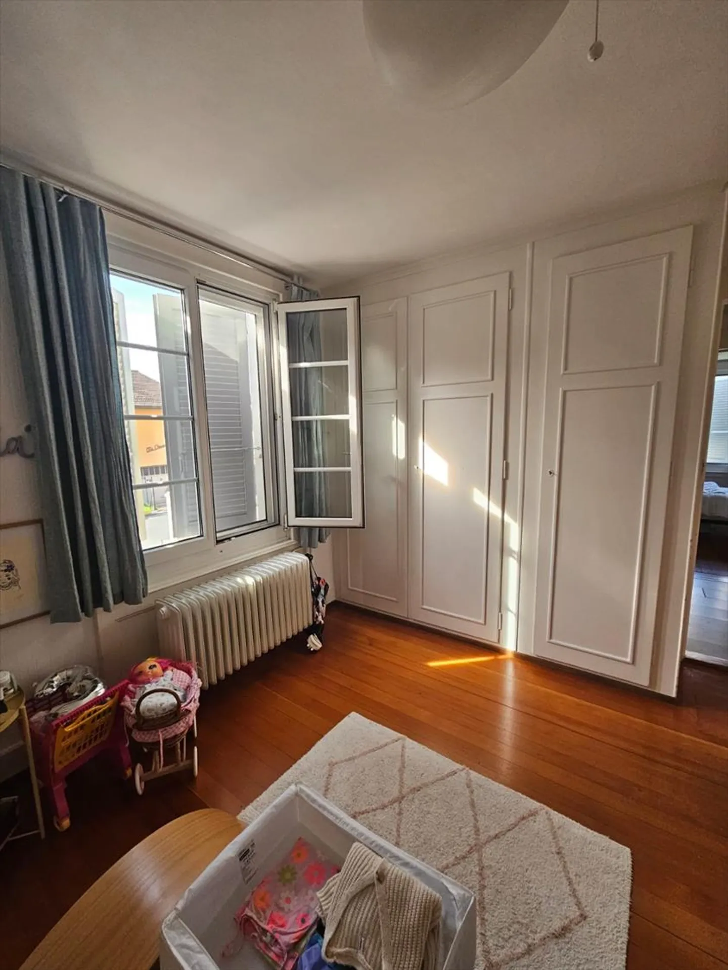 Bel appartement de 4 pièces au rez supérieur avec accès au jardin - Photo 6 sur 13