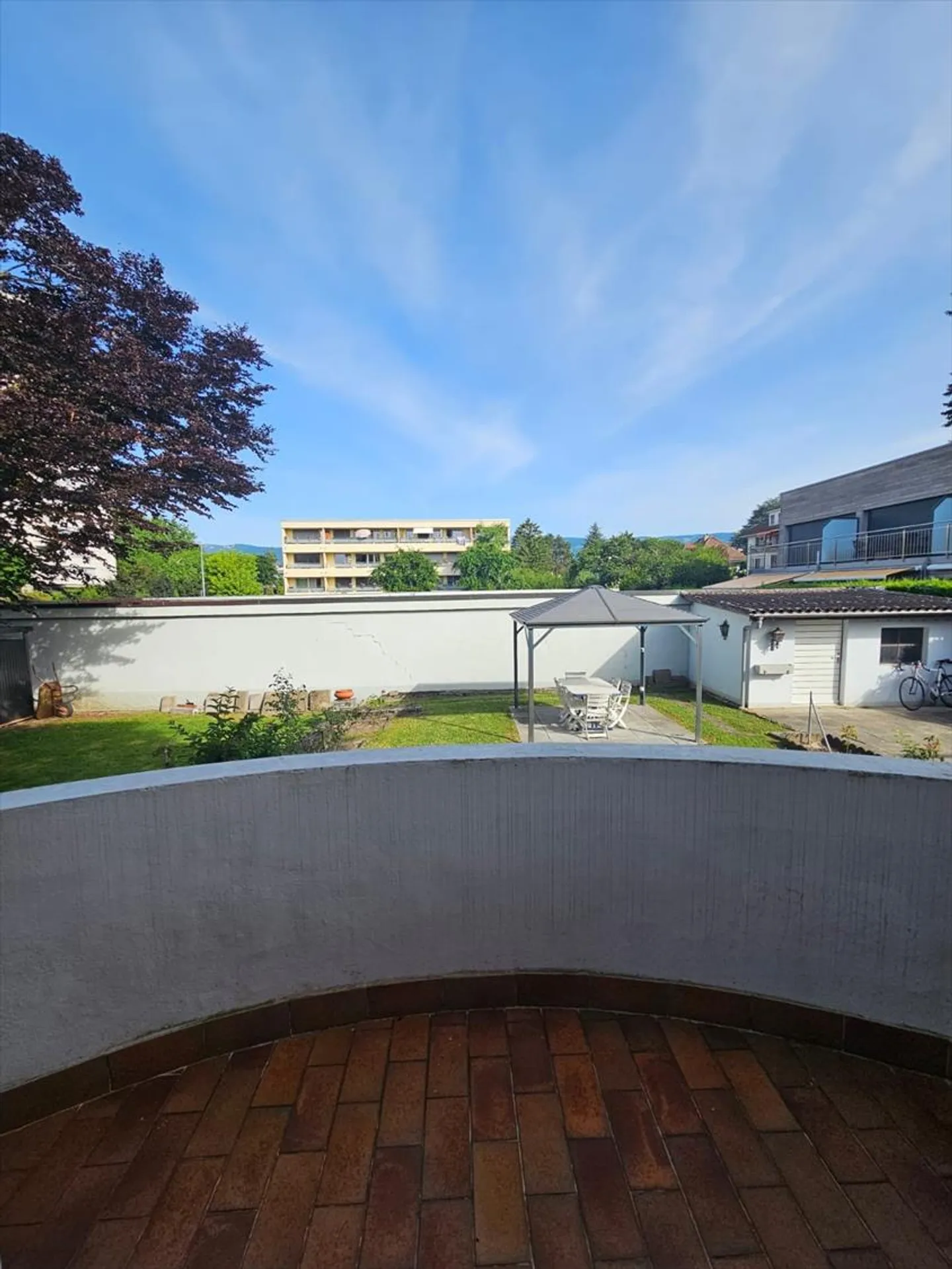 Bel appartement de 4 pièces au rez supérieur avec accès au jardin - Photo 8 sur 13