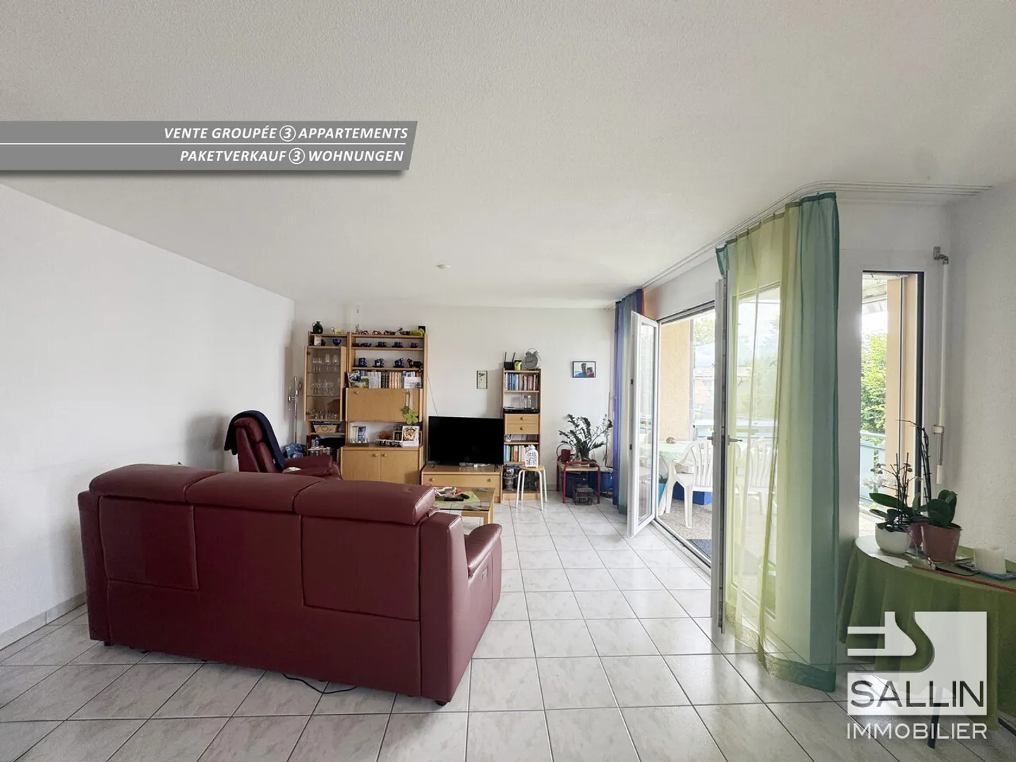 Vendita di 3 appartamenti, 2x 5 stanze e 4 stanze + 3 posti auto interni. - Foto 6 di 12