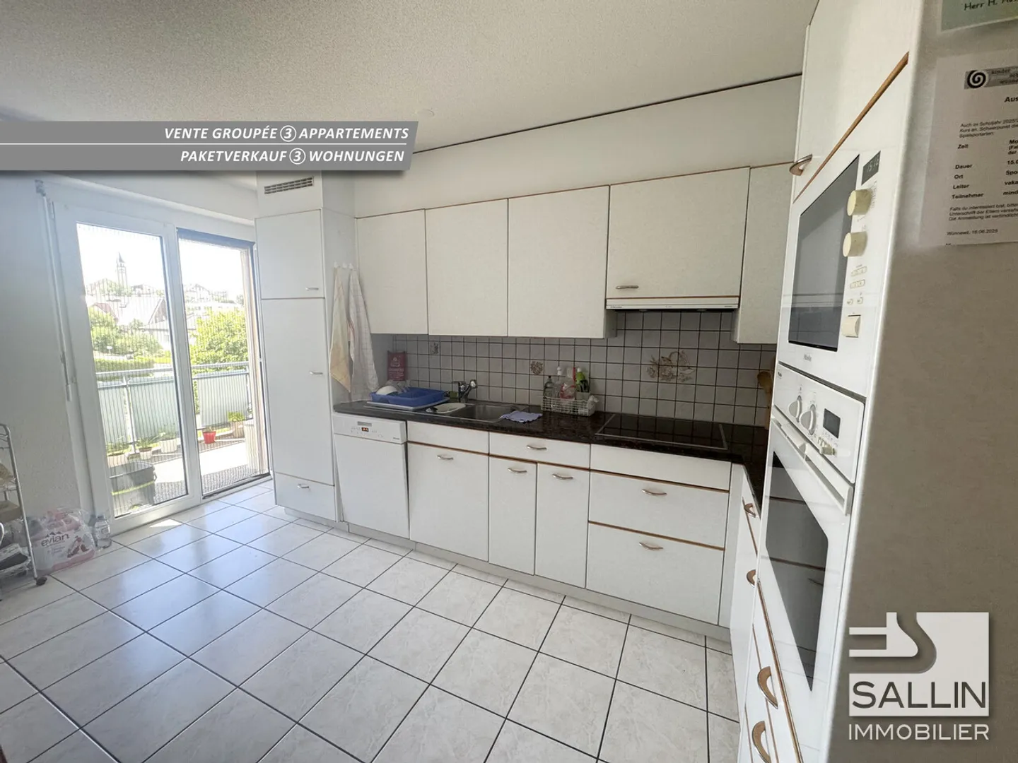 Vendita di 3 appartamenti, 2x 5 stanze e 4 stanze + 3 posti auto interni. - Foto 9 di 12