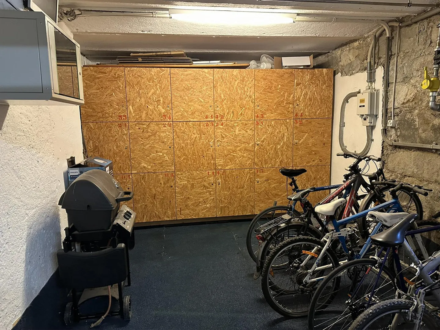 Chambre meublée près de la gare principale - Photo 7 sur 8