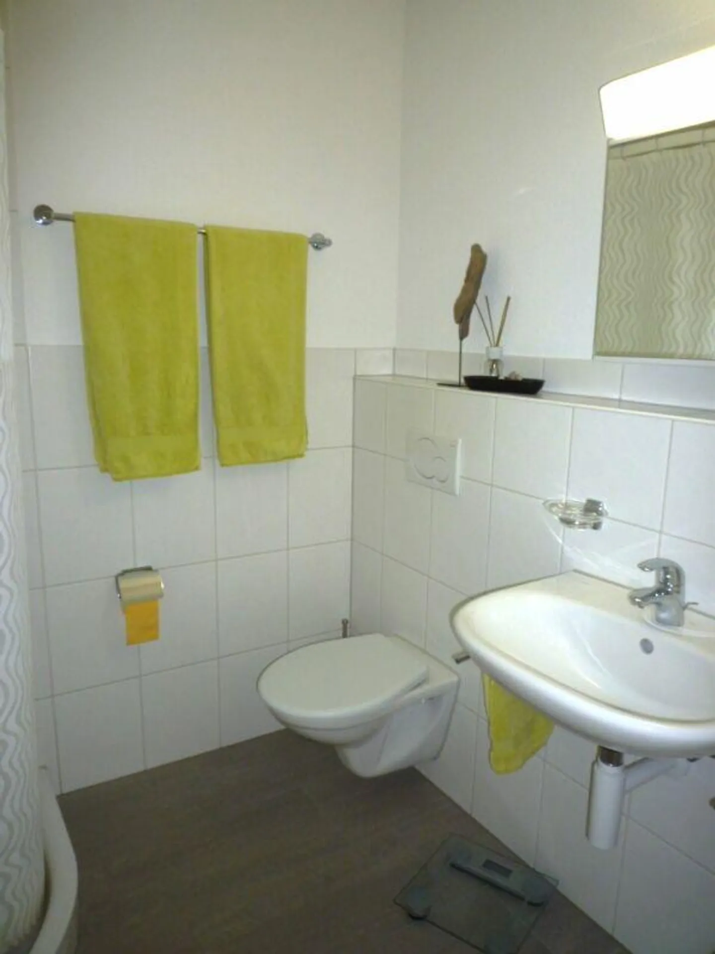 Helle 5.5 Zimmer- Maisonette Wohnung an zentraler Lage - Foto 10 von 15