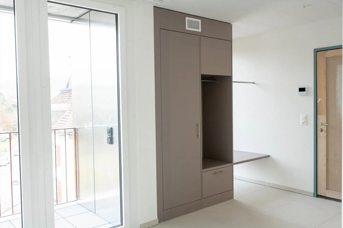 First Rental - Penthouse Apartment in Burgdorf - Photo 11 of 12