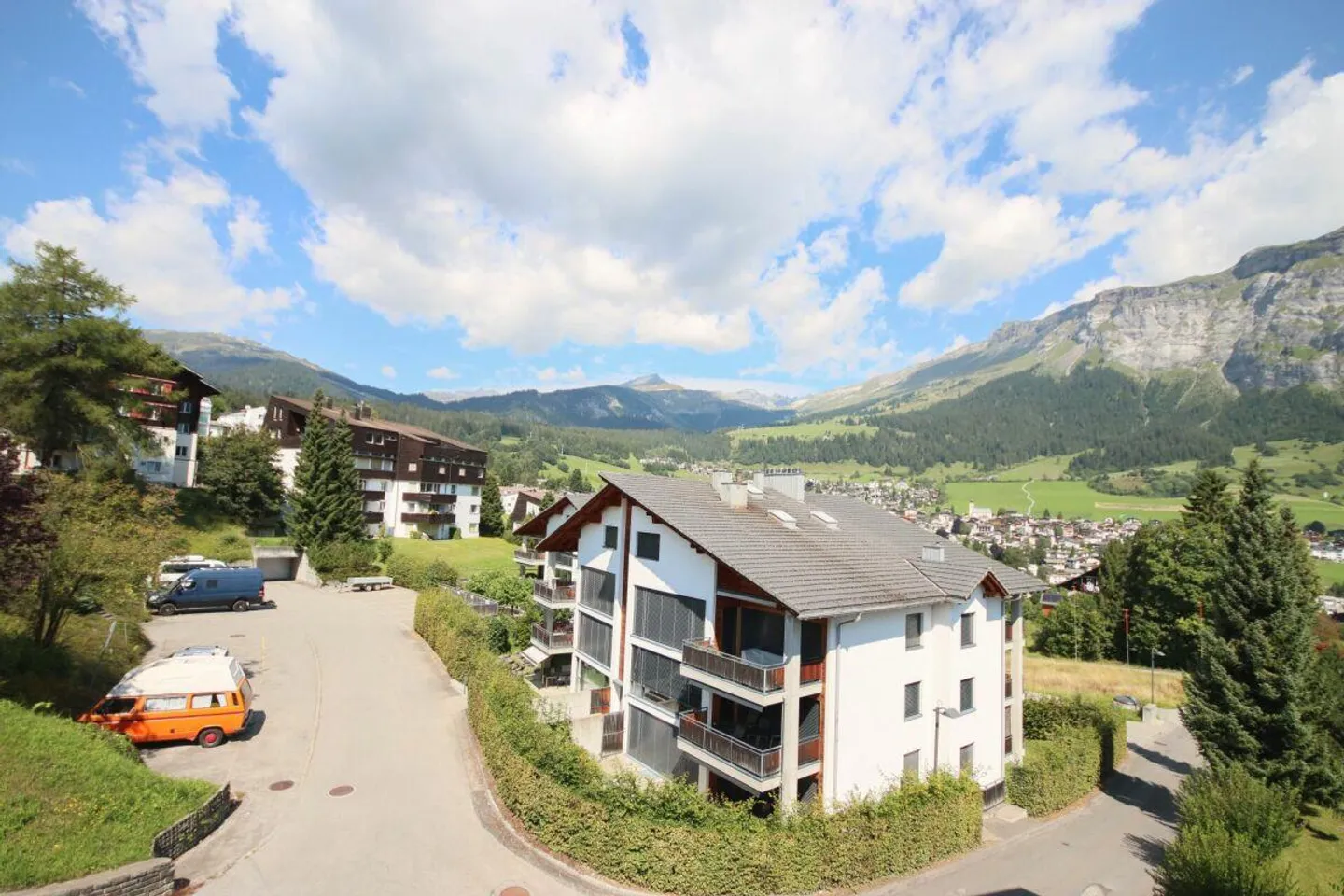 Appartement 4½ pièces (de vacances) dans un emplacement central, calme et ensoleillé avec une vue fantastique - Photo 12 sur 15