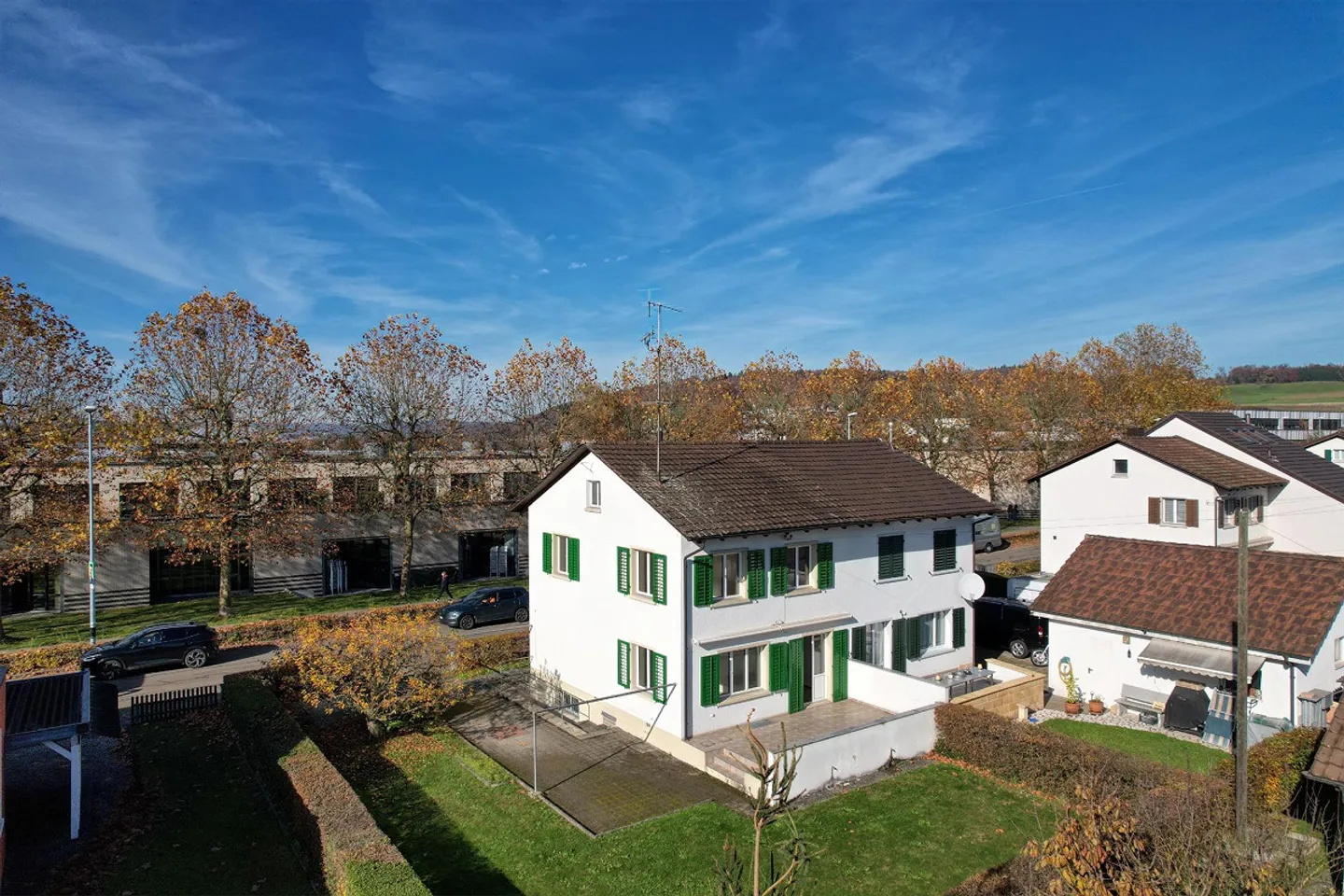 Living in a family-friendly location with great potential - Photo 1 of 6