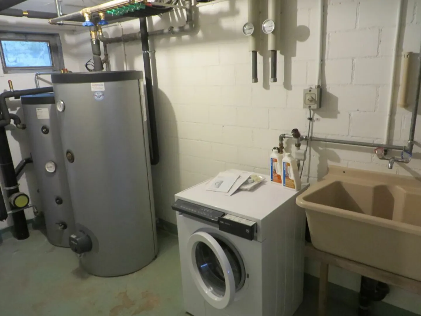 Casa unifamiliare insolita con grande giardino - Foto 17 di 20