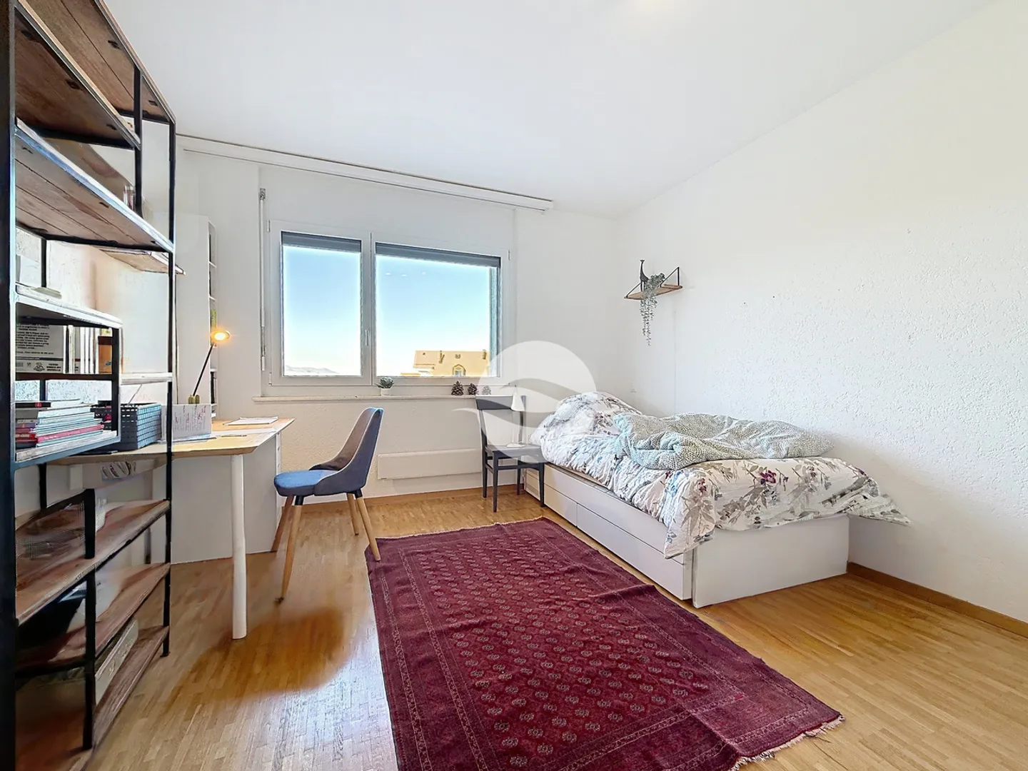 Bell'appartamento con 3 camere da letto - Foto 9 di 12