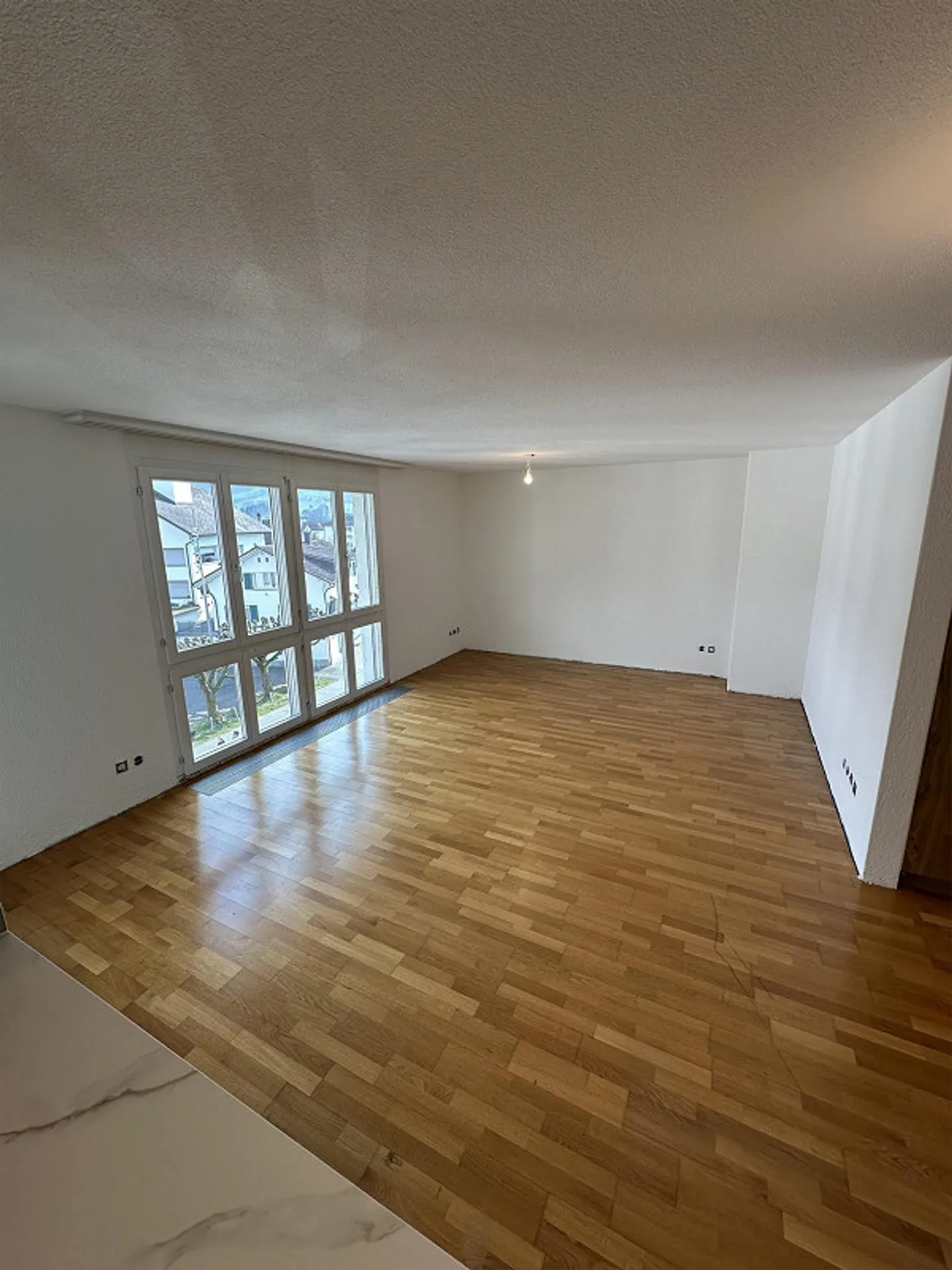 3.5 Room Apartment - Photo 1 of 17