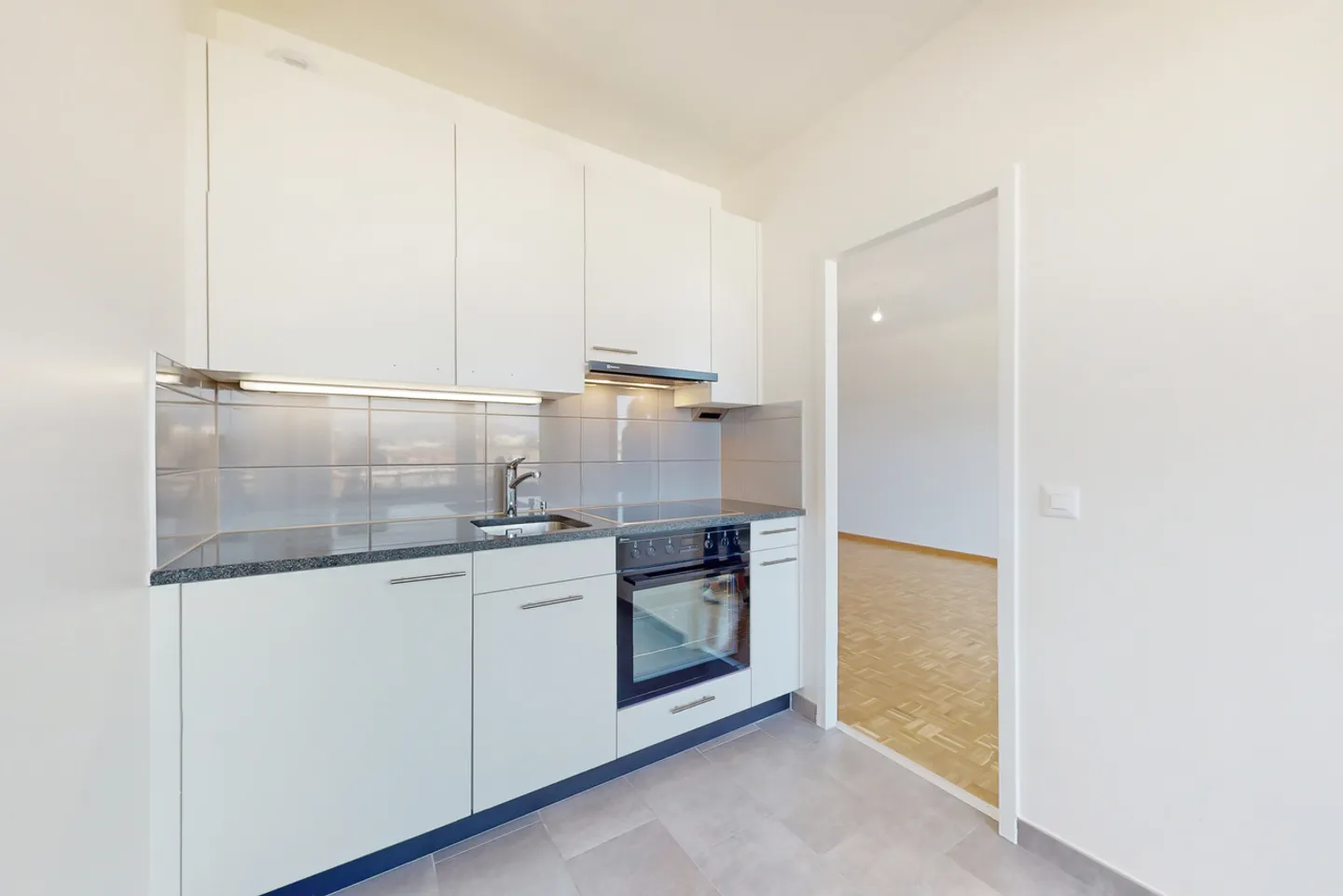 Schöne 2-Zimmer-Wohnung in der Nähe des Zentrums - Foto 3 von 6