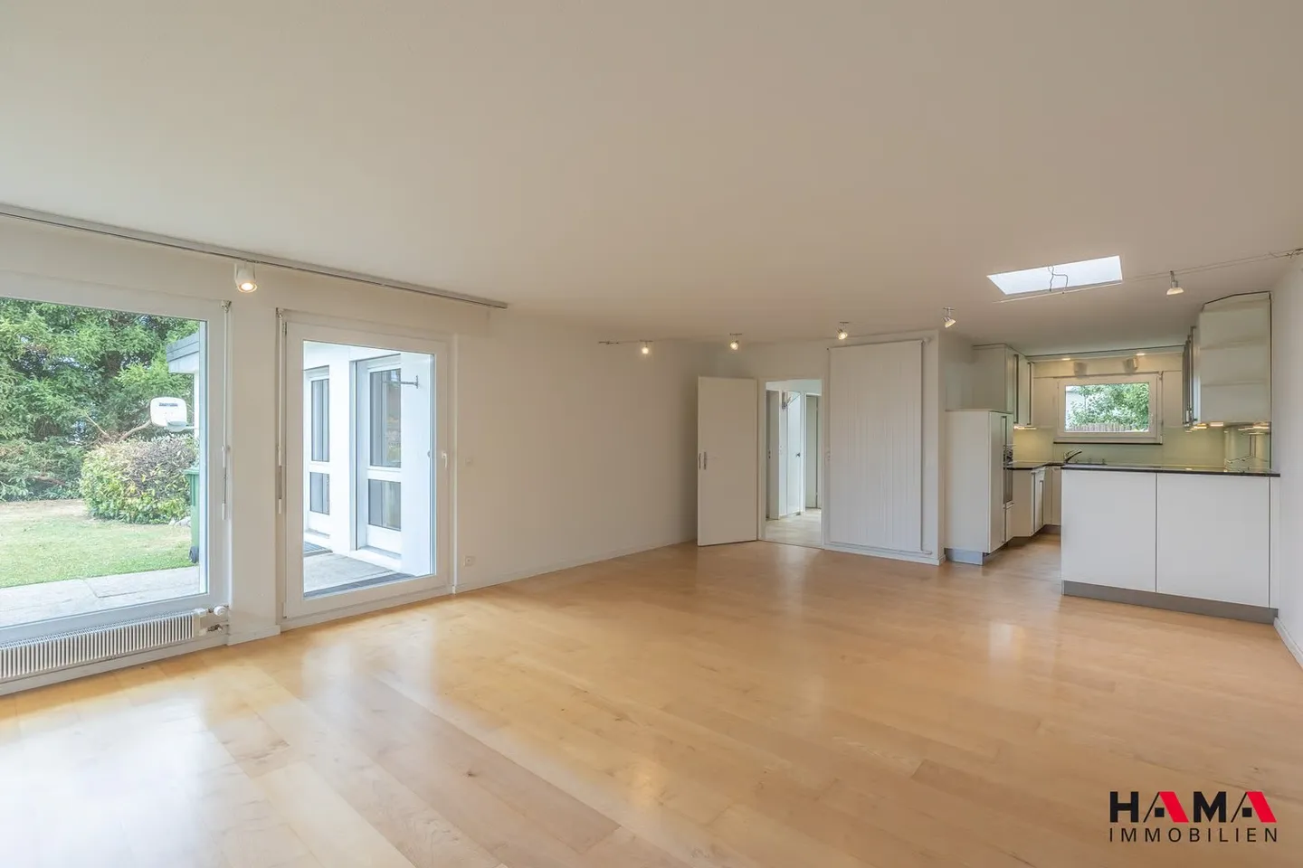 Spacious 6.5-room single-family house with sauna in the best location in Zofingen - Photo 3 of 33