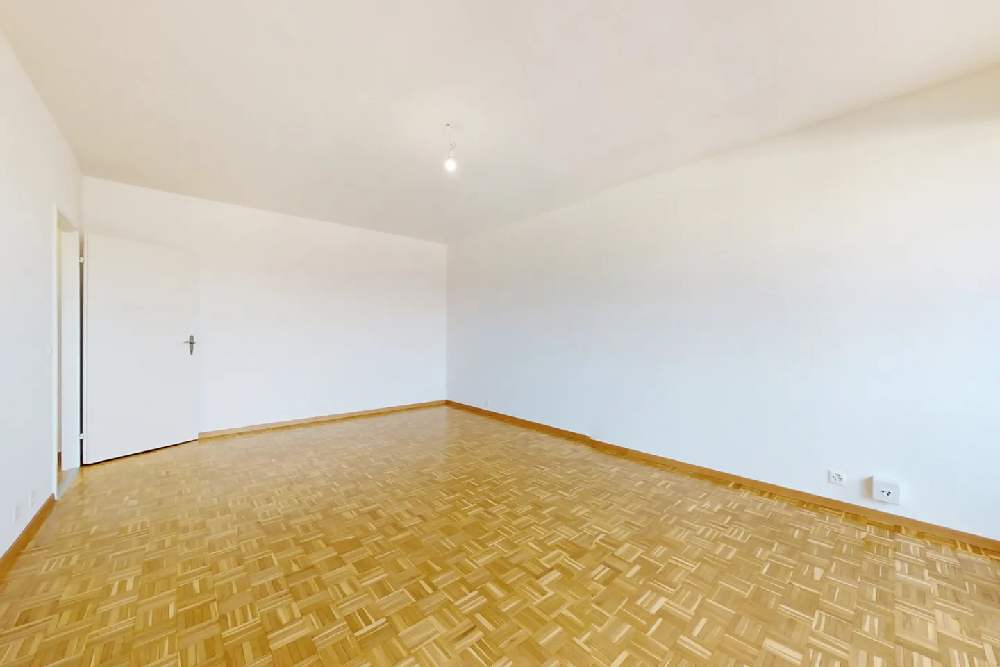 Schöne 2-Zimmer-Wohnung in der Nähe des Zentrums - Foto 4 von 6