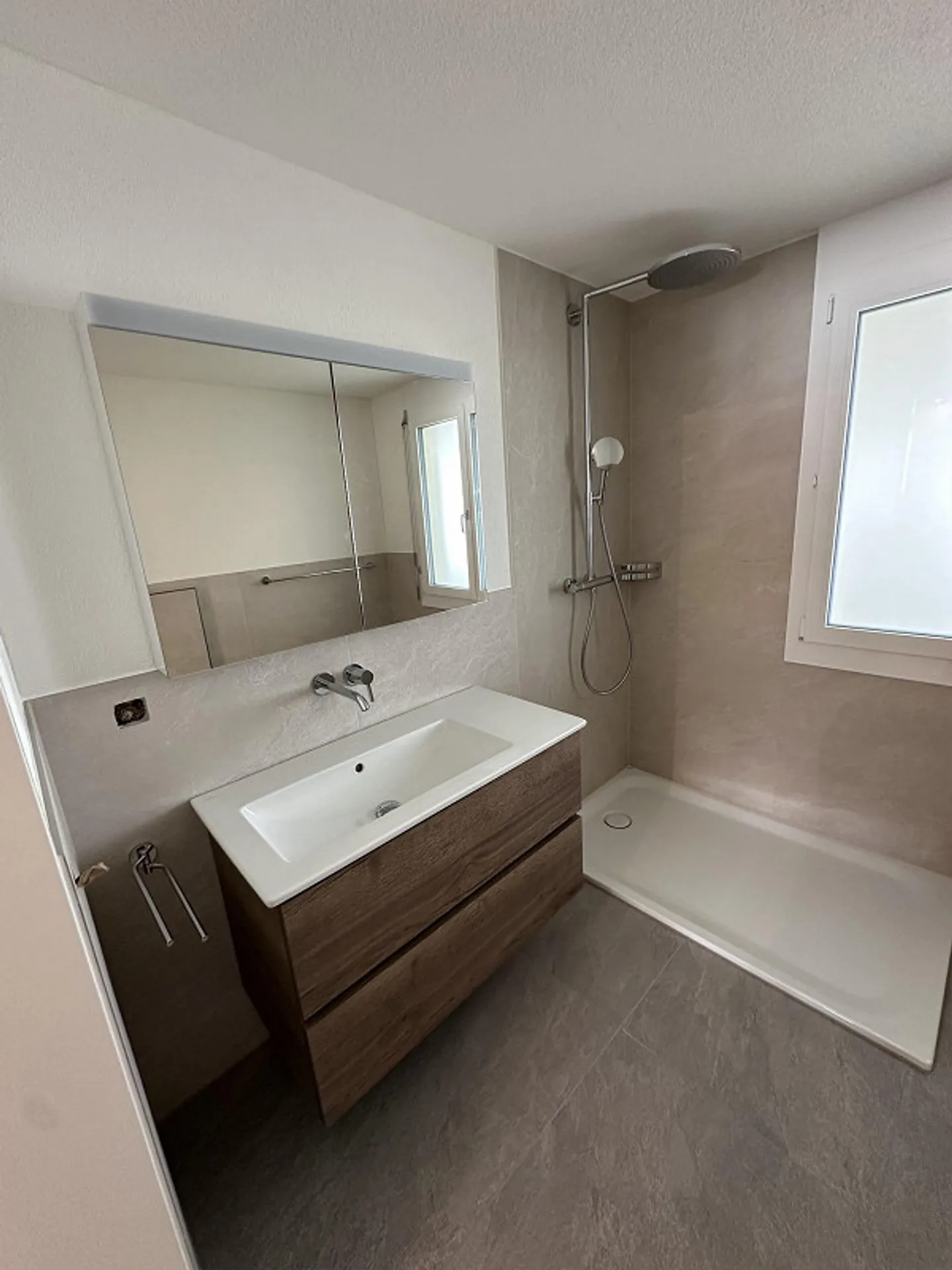 3.5 Room Apartment - Photo 9 of 17