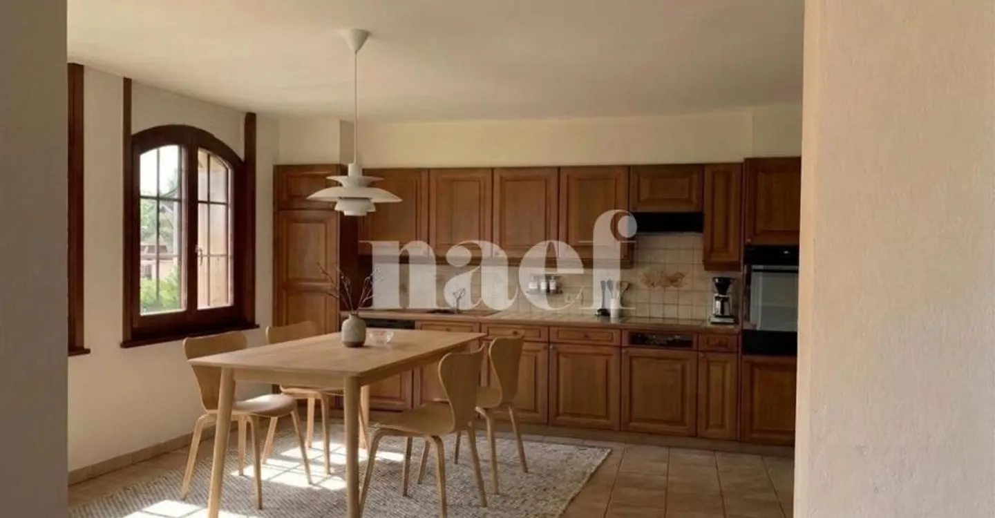 Charmant Appartement de 4 Pièces - Photo 2 sur 6