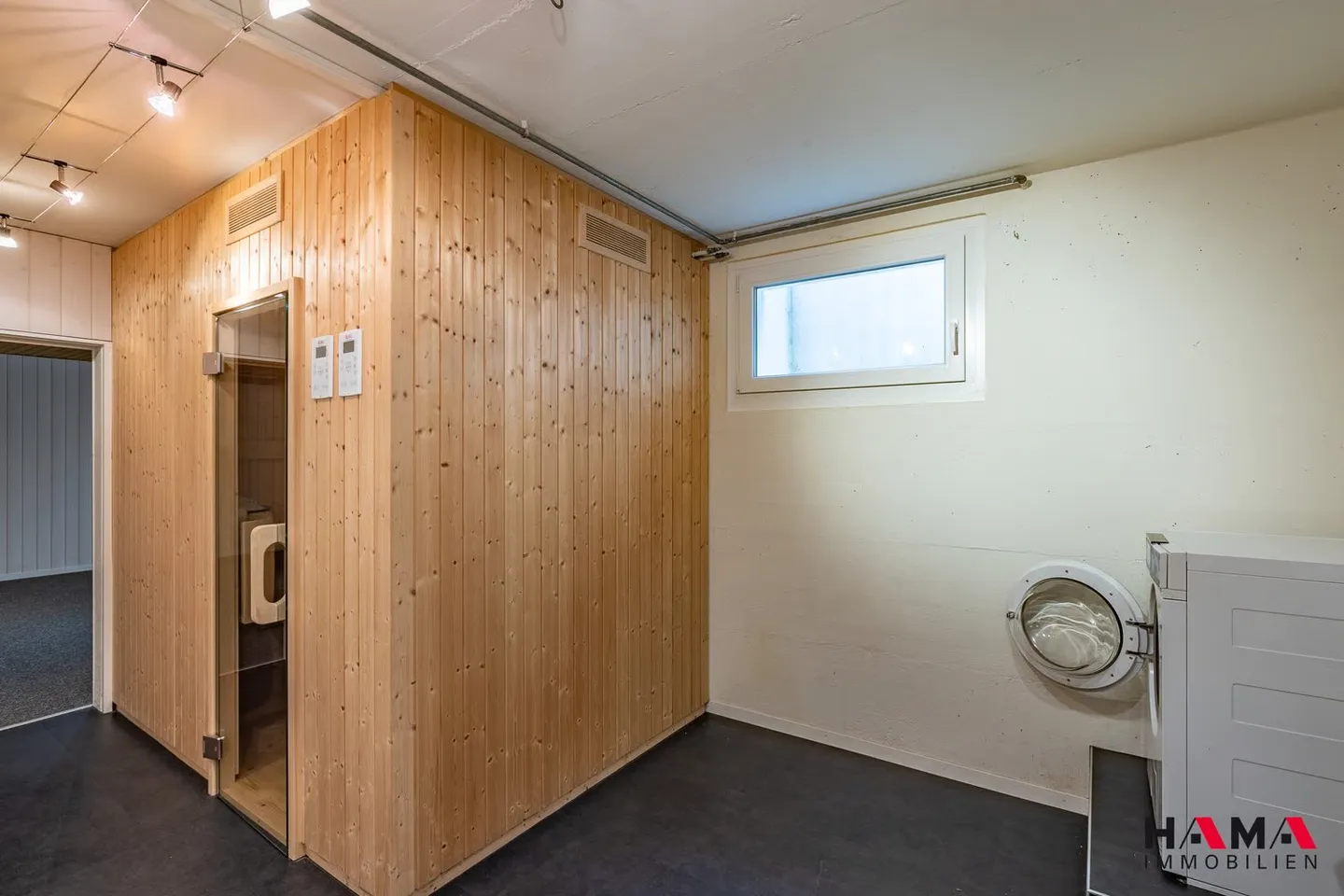 Spacious 6.5-room single-family house with sauna in the best location in Zofingen - Photo 17 of 33