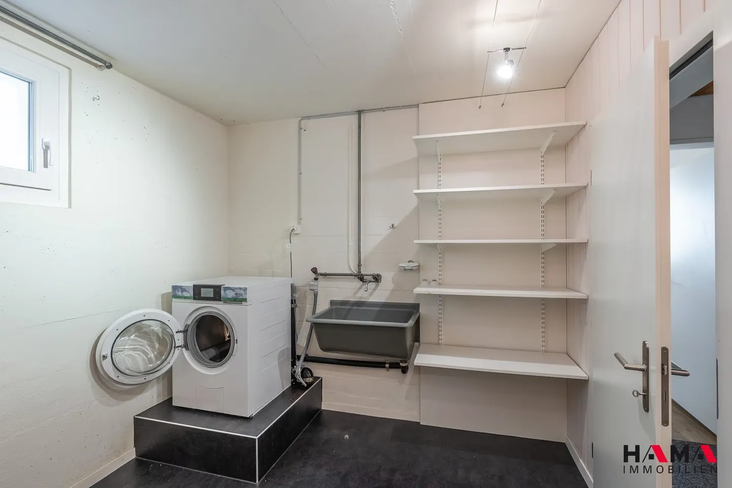 Spacious 6.5-room single-family house with sauna in the best location in Zofingen - Photo 24 of 33