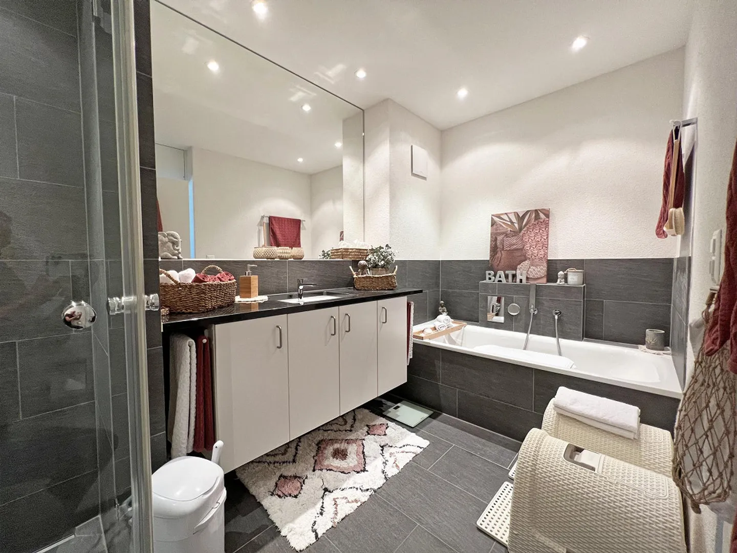 Modernes Apartment mit Garten - Foto 5 von 10