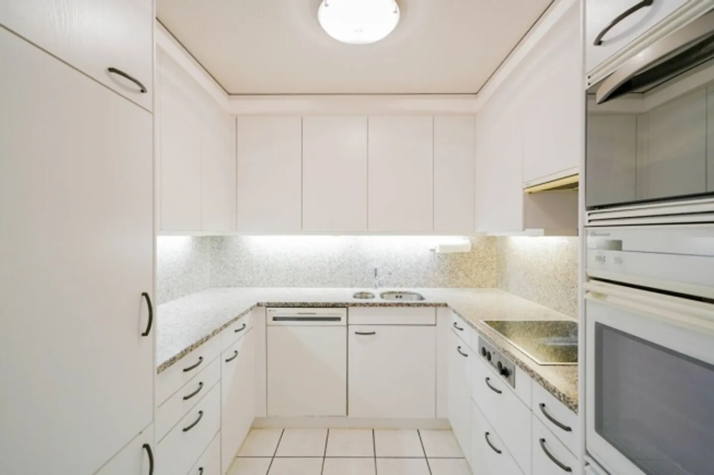 Wohnung kaufen - Foto 5 von 11