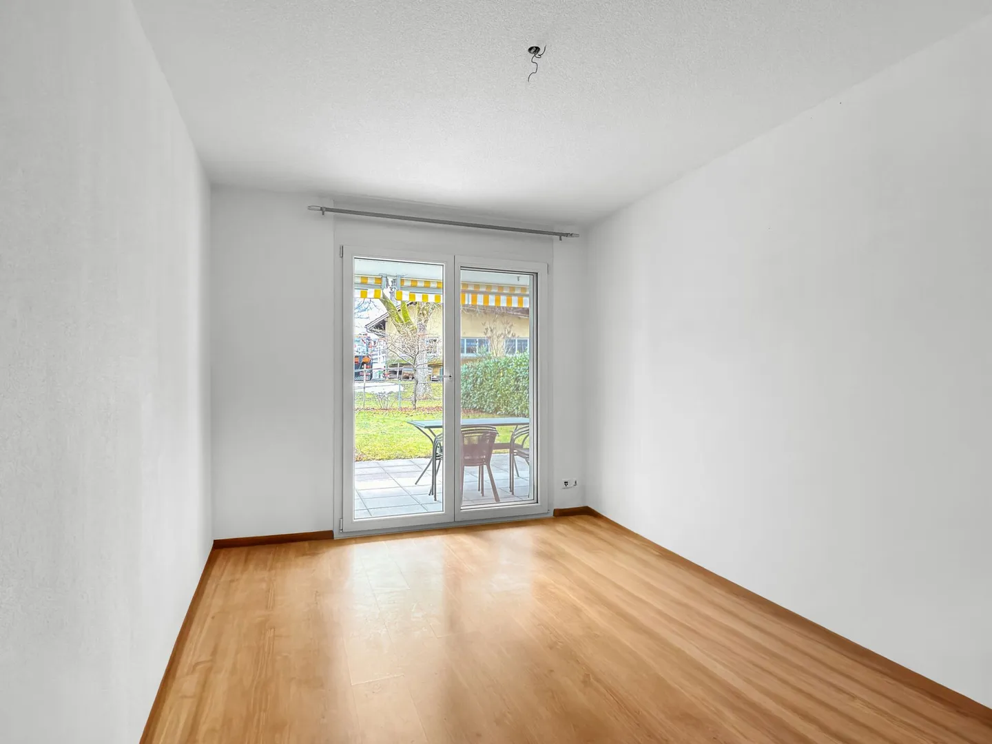 Attractive 3.5-room garden apartment with spacious terrace in Pfäffikon ZH - Photo 6 of 12