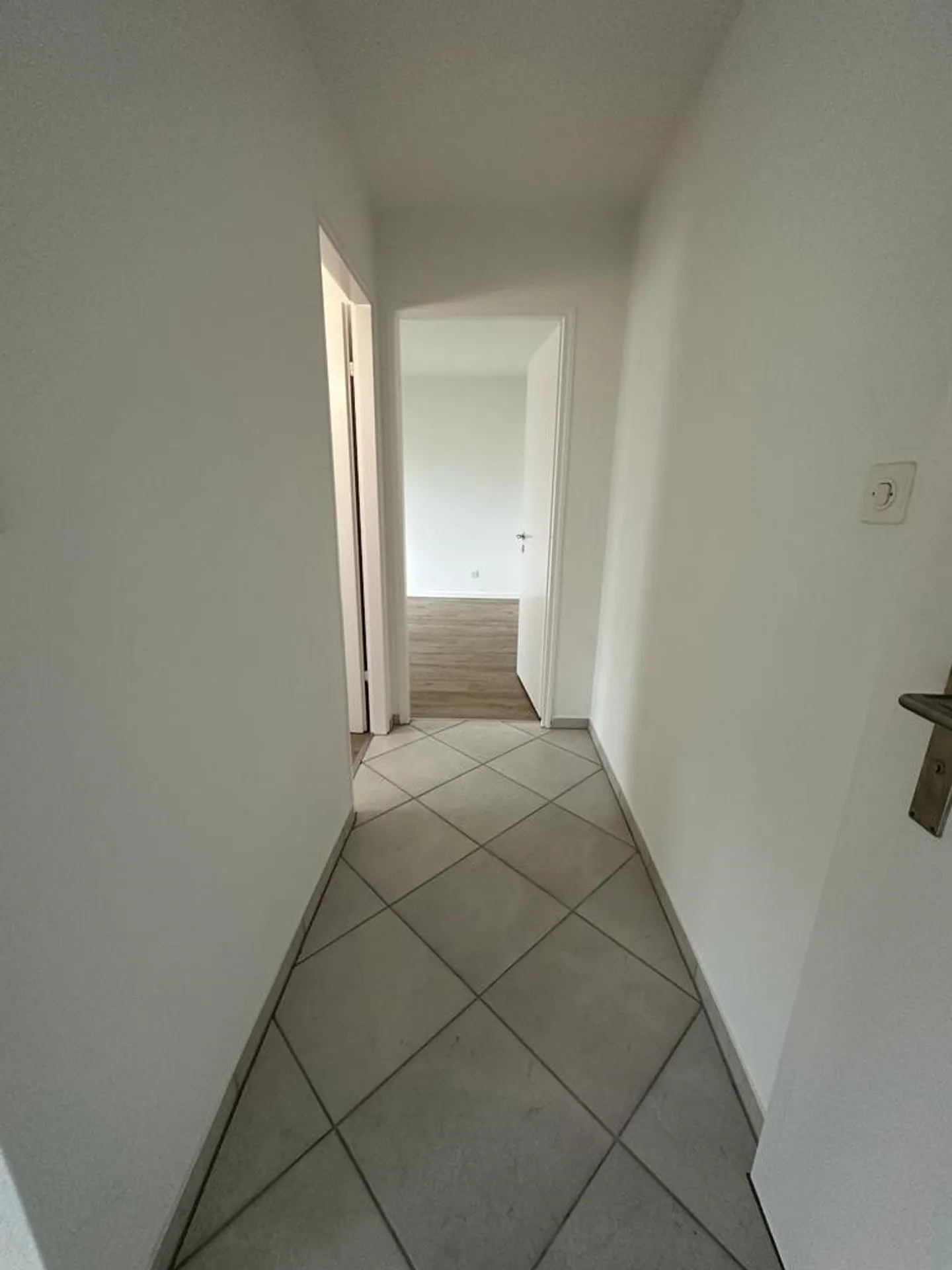 Ihr neues zu Hause direkt am Wasser in Nidau! - Foto 6 von 7