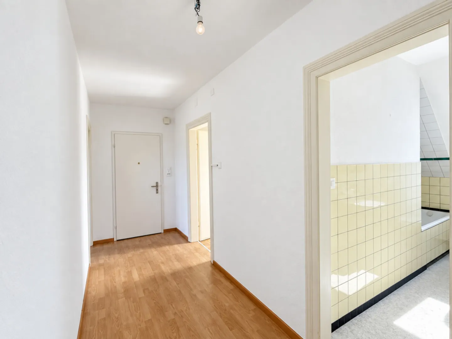 Cozy Attic Apartment in St. Gallen - Photo 2 of 11