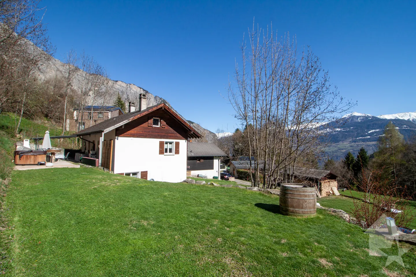 Chalet charmant avec jacuzzi - Photo 17 sur 47