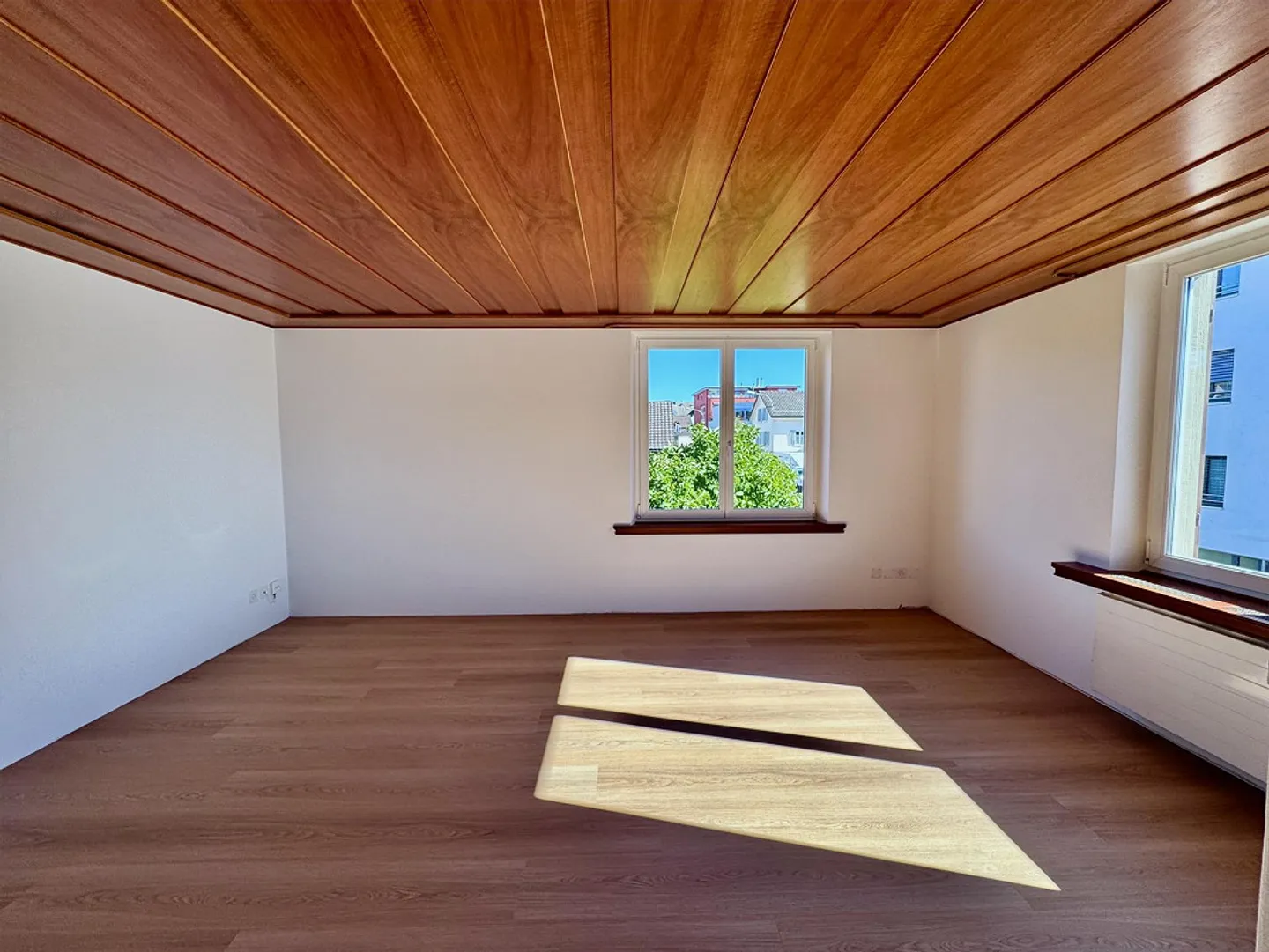 Geräumige Maisonette in Uster - Foto 3 von 22